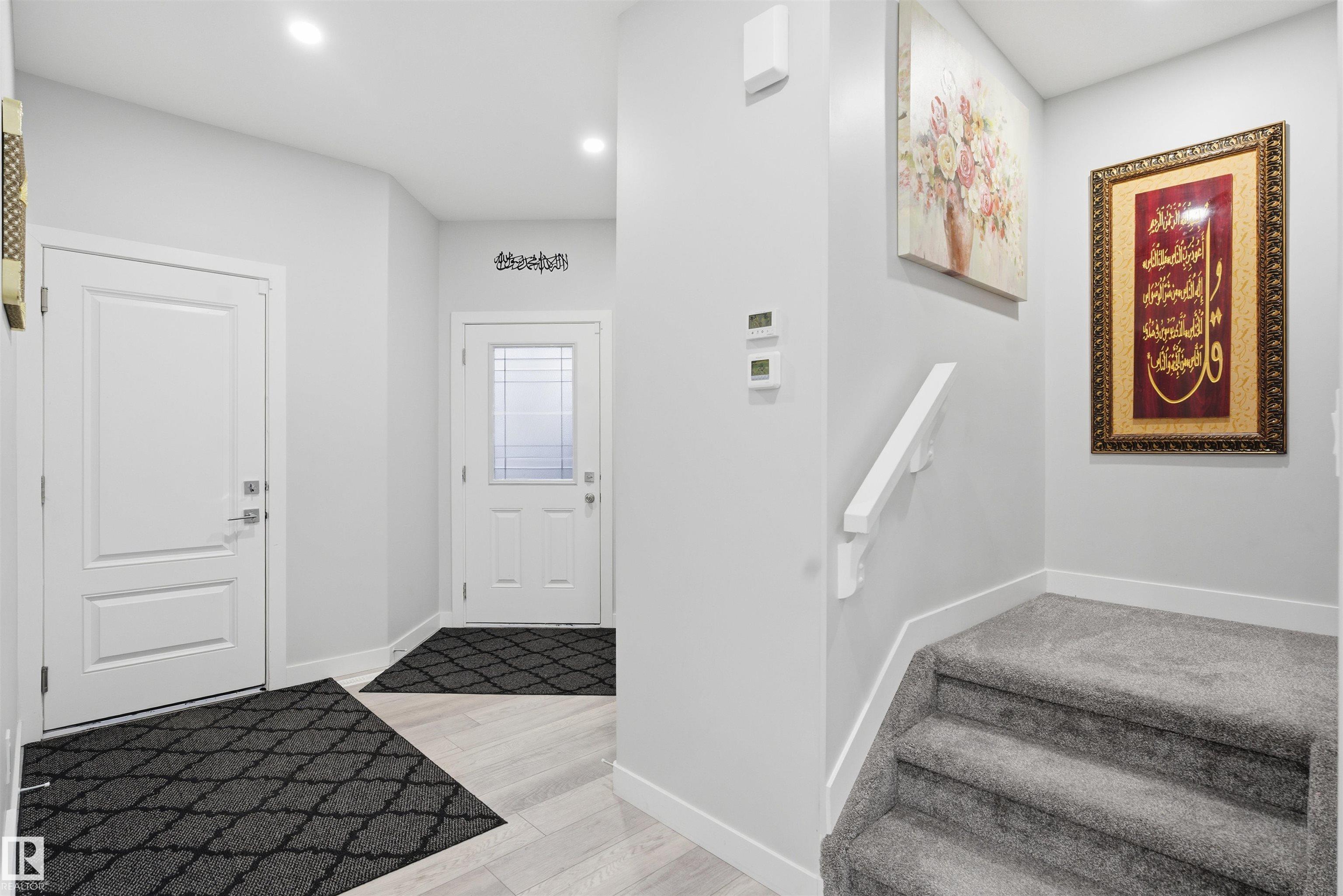 452 Roberts Crescent