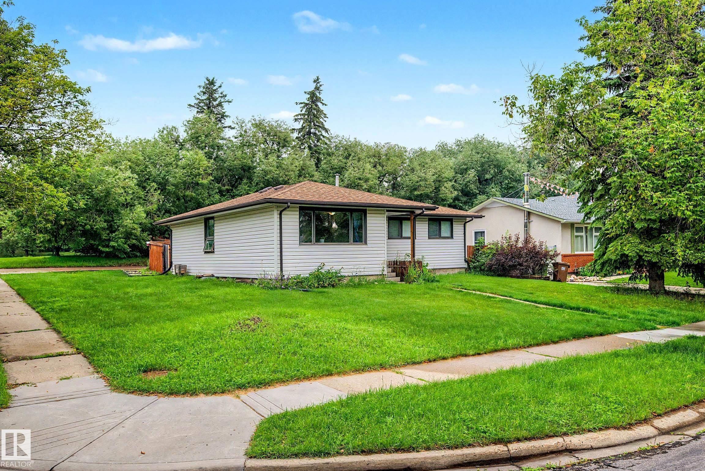 48 Aspen Crescent