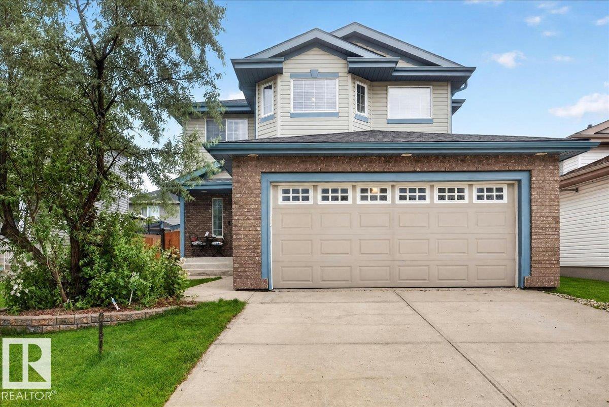 6 NORFOLK Close