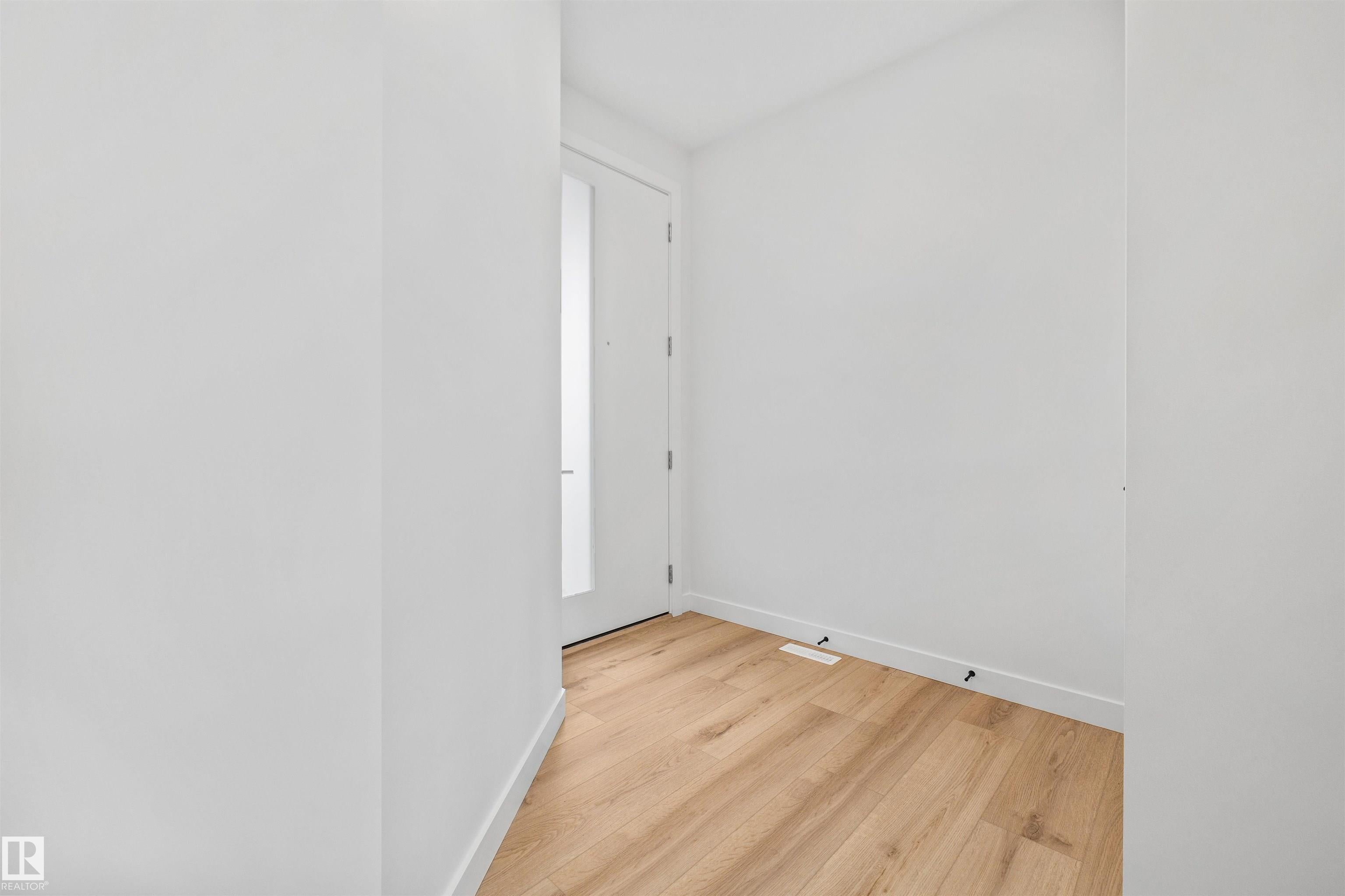 6 ENNS Court