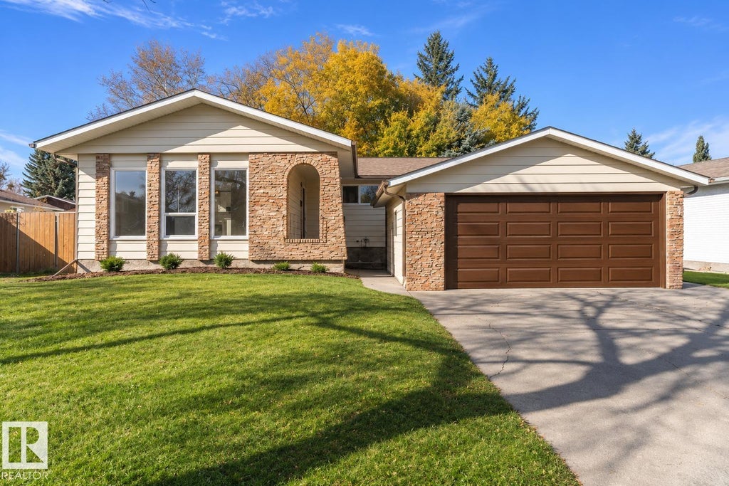 1 LARSON AVENUE, ST. ALBERT, AB T8N 2H1 - Image 3527311668.jpeg?d=l