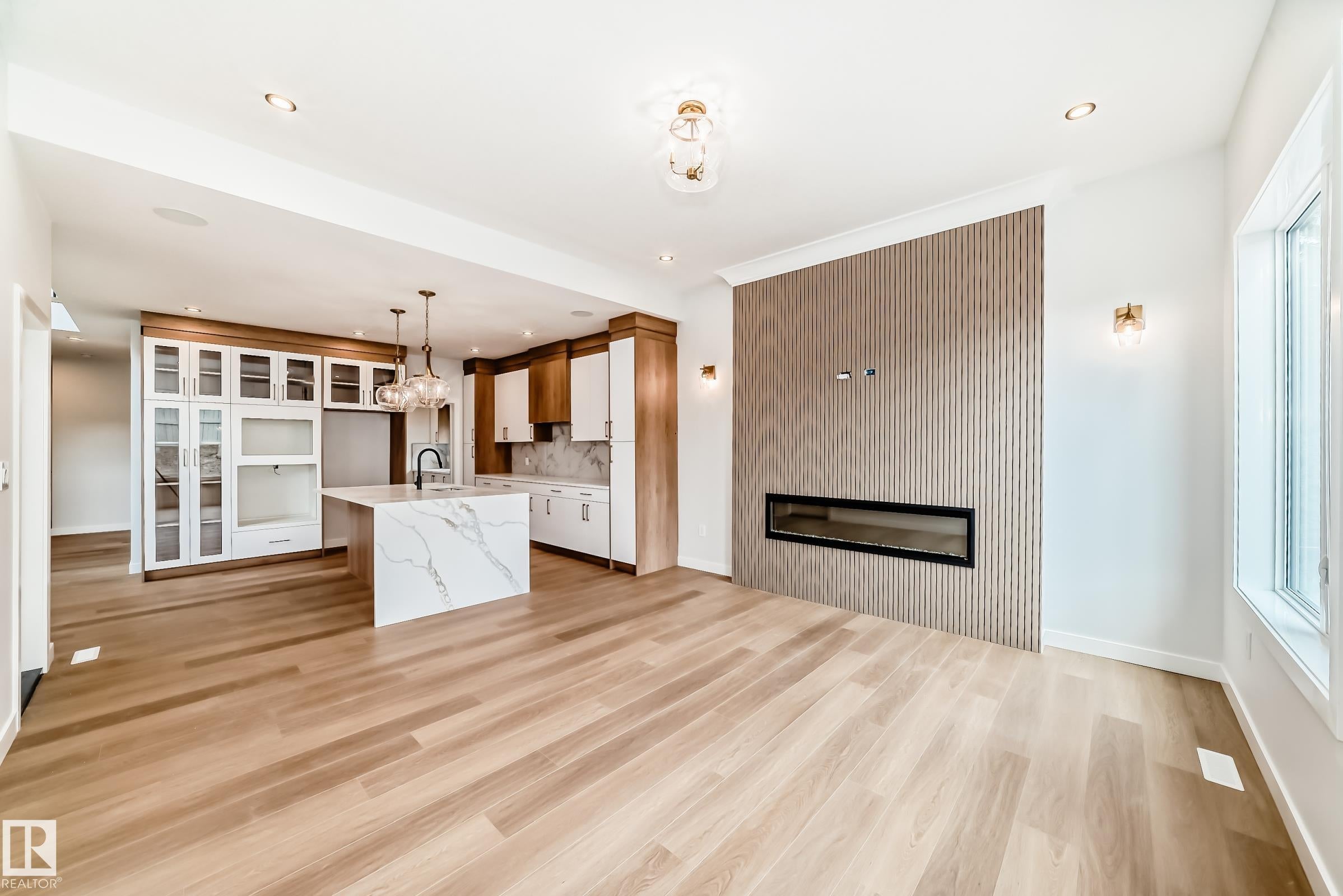 47 MEADOWGROVE Lane