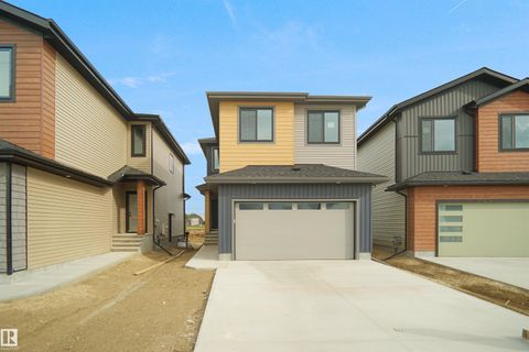 9 AXELWOOD Crescent Spruce Grove AB T7X 4G4