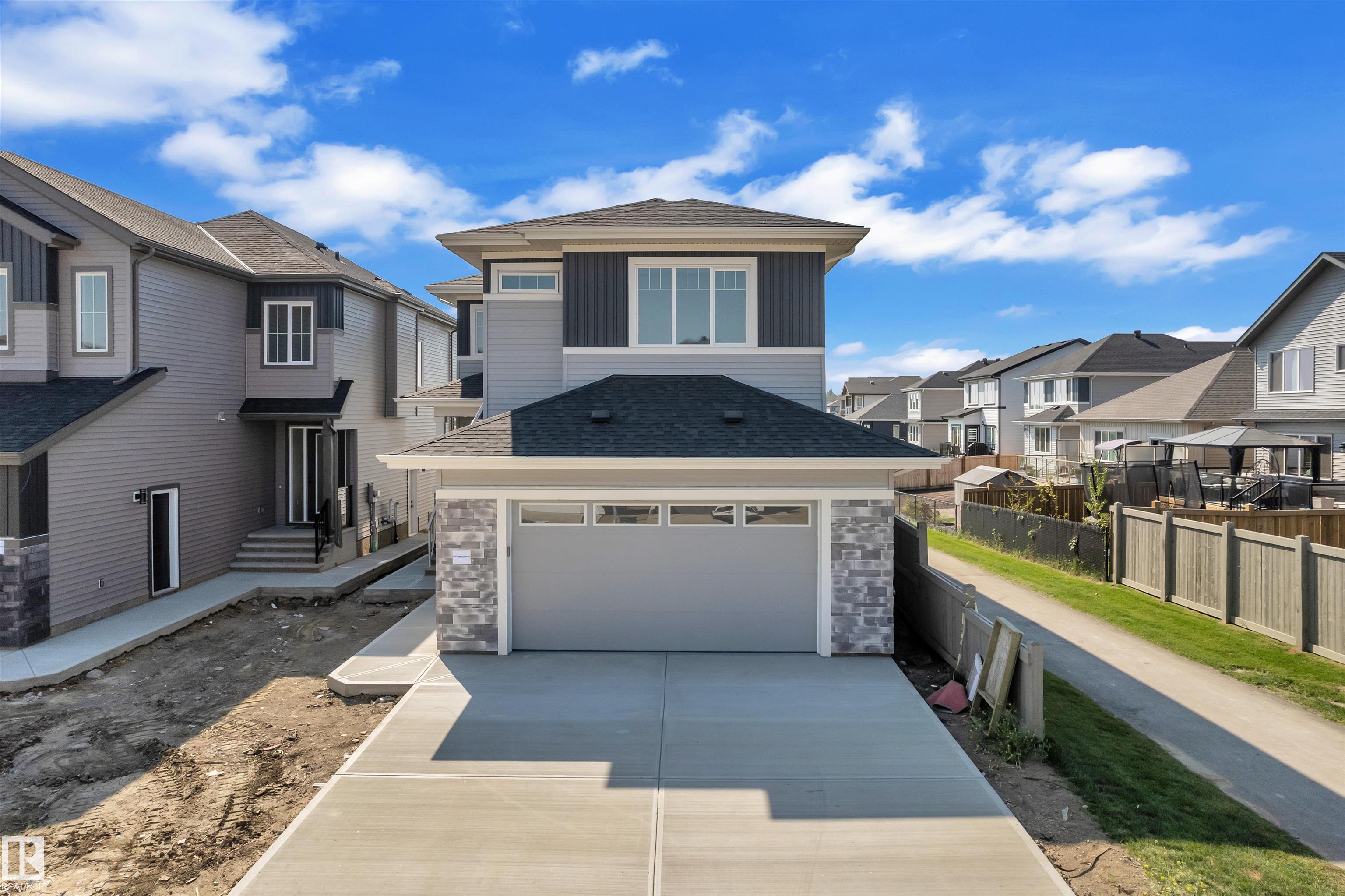 176 CALEDON Crescent