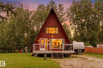 1022 10 Street Rural Lac Ste. Anne County AB T0E 0A0