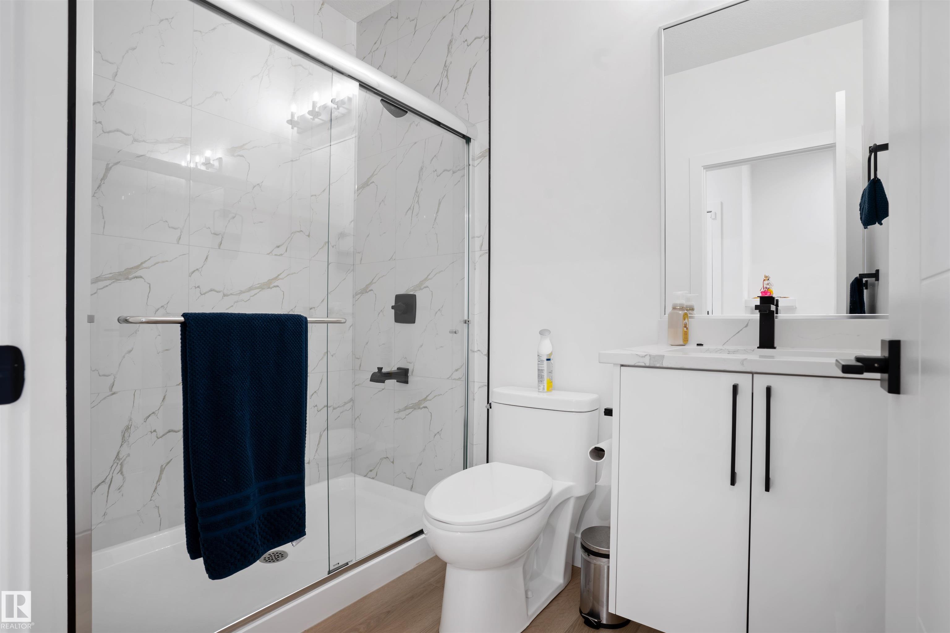 439 Roberts Cres