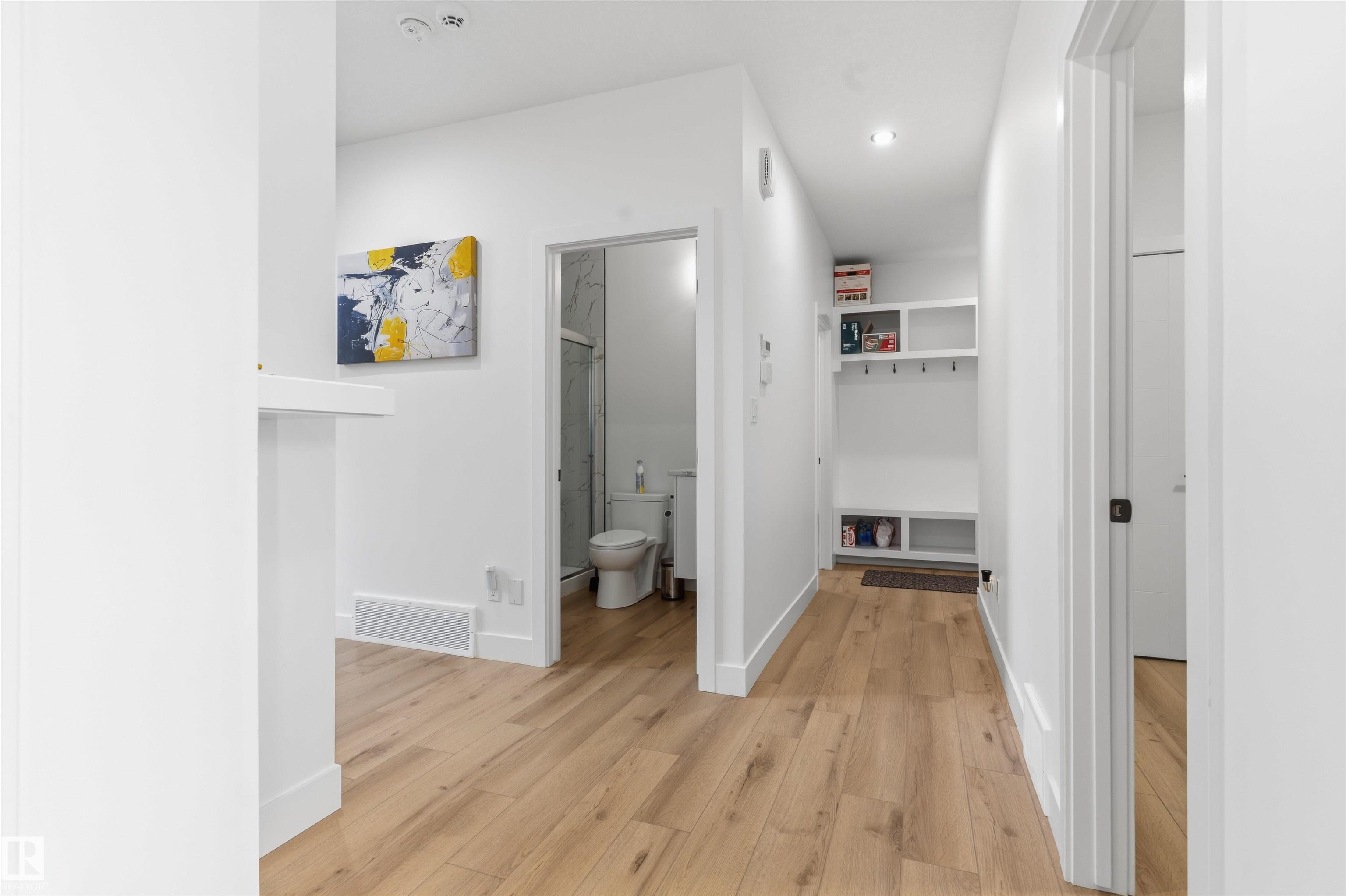 439 Roberts Cres