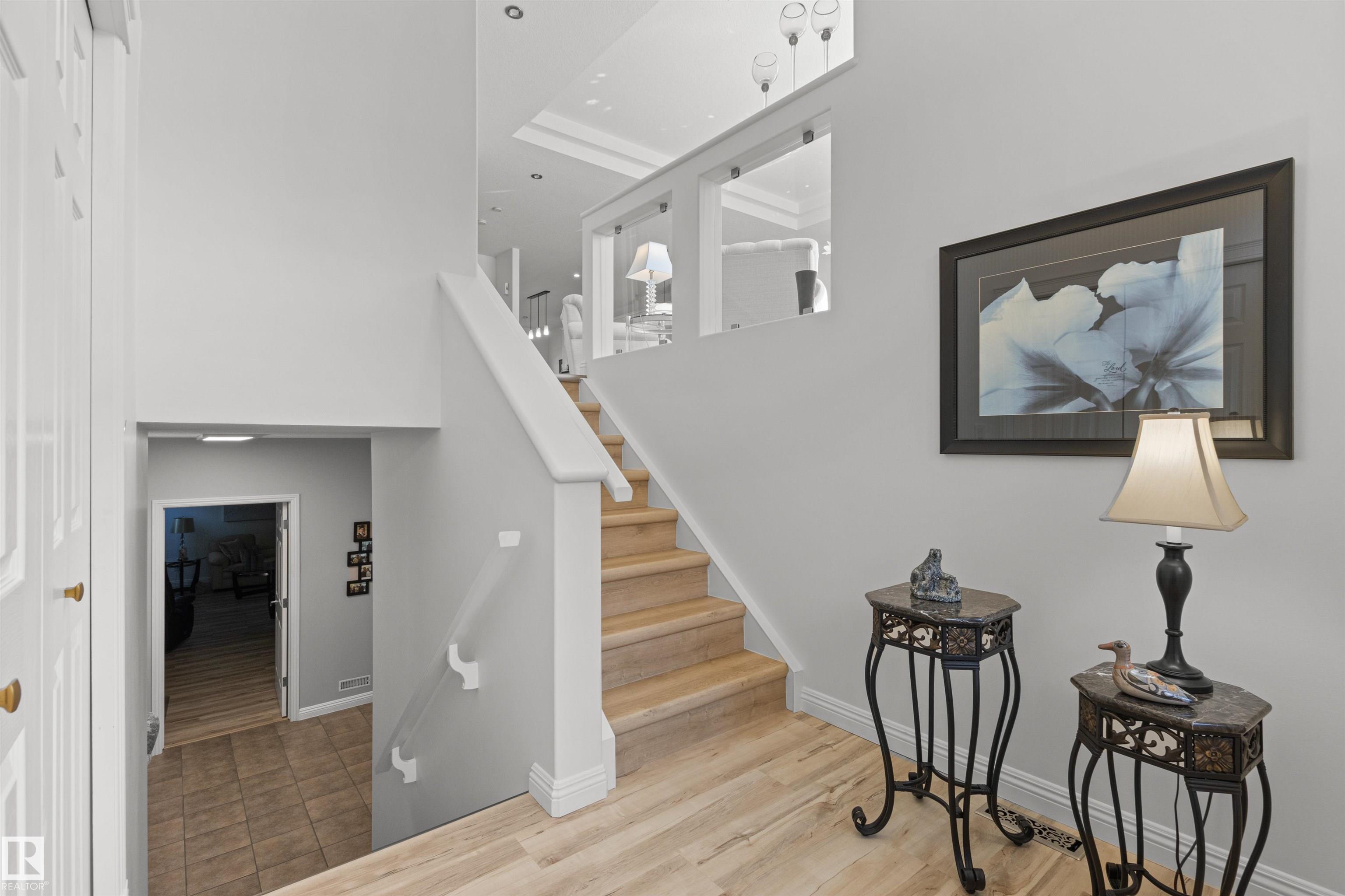 50 OAKRIDGE Drive 16