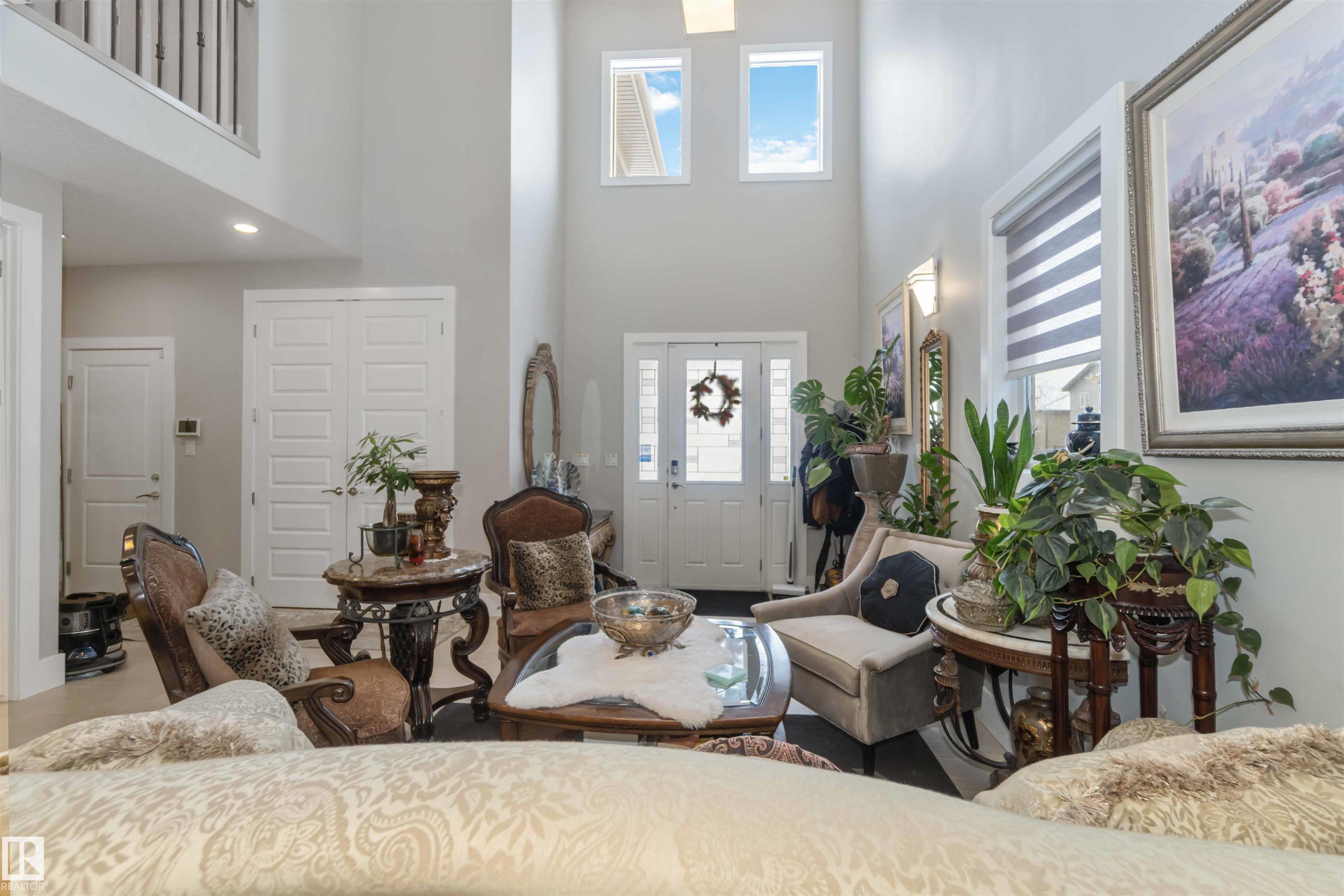 4 LAKESHORE Cove