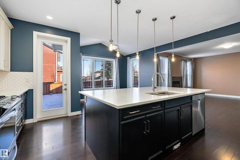 103 ROSEMOUNT Bay Beaumont AB T4X 0B9