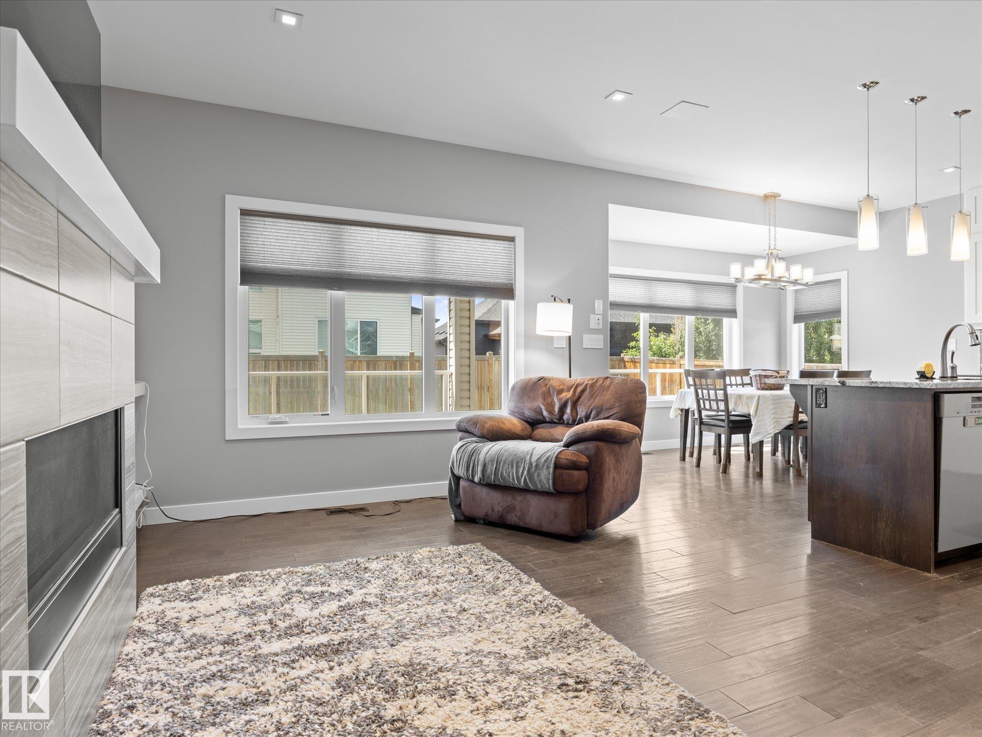 31 DILLWORTH Crescent