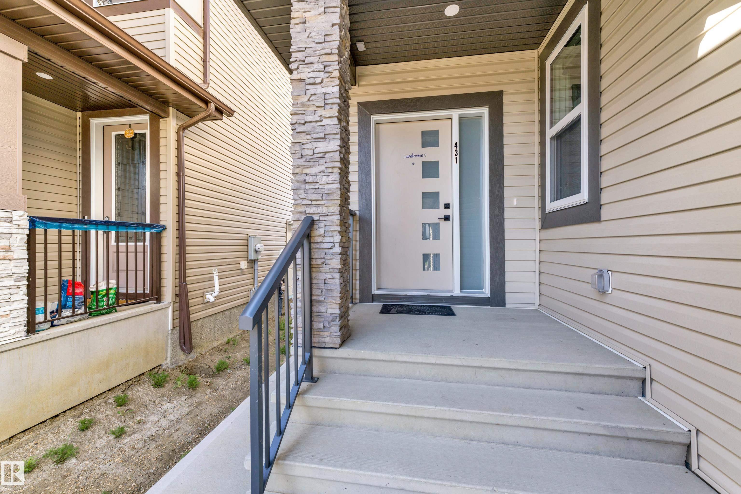 431 ROBERTS Crescent