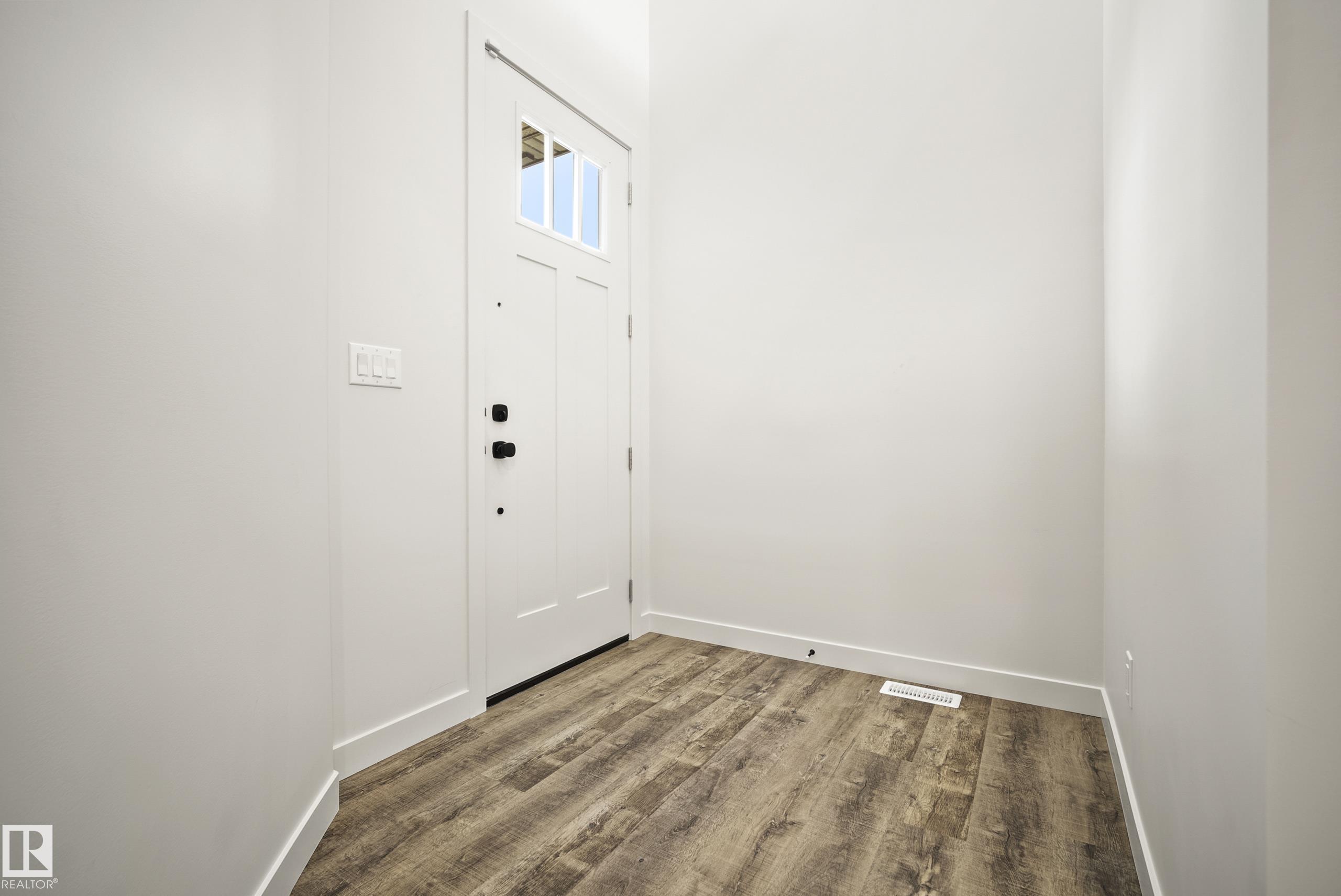 31 PRESCOTT Close