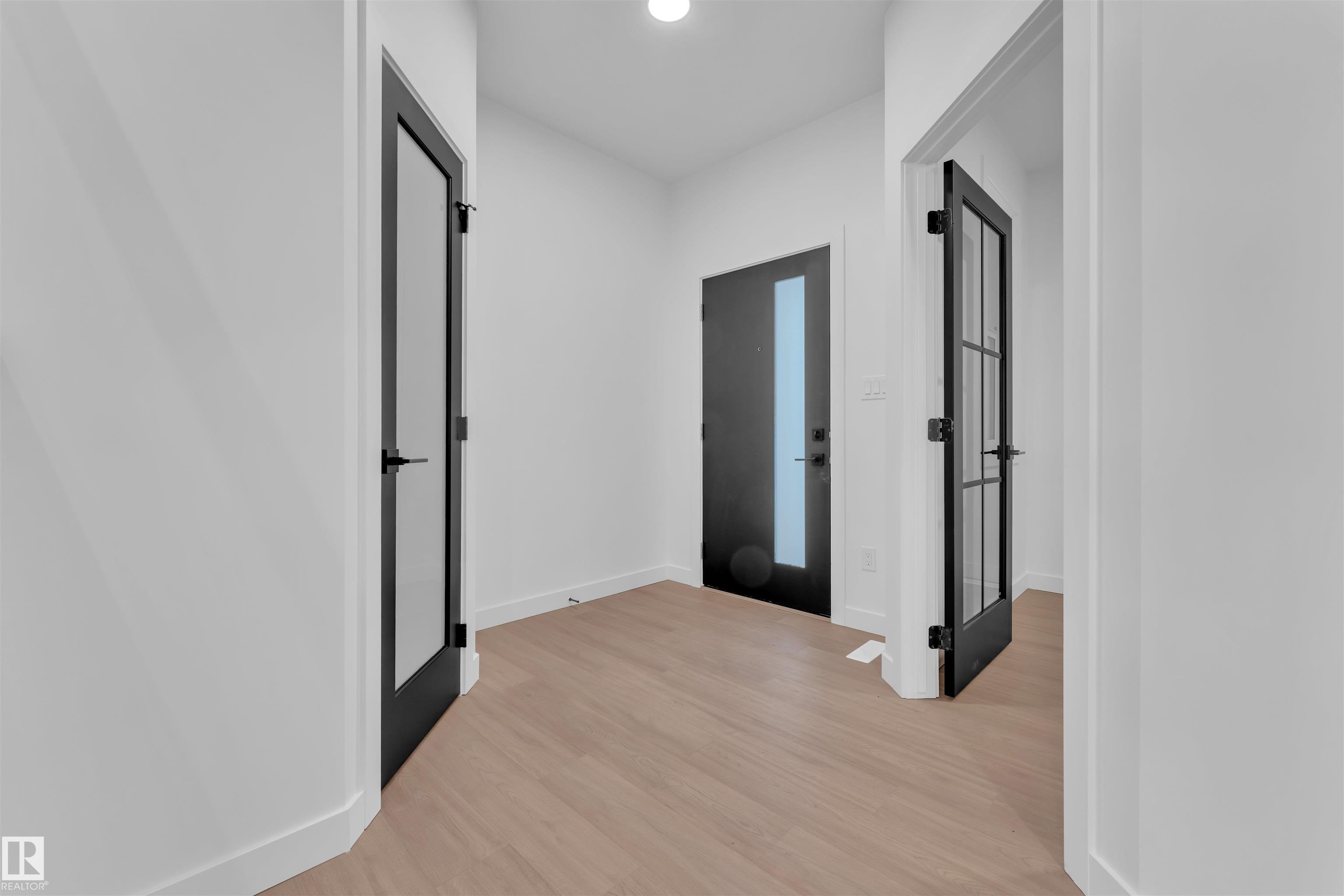 21 AXELWOOD Crescent