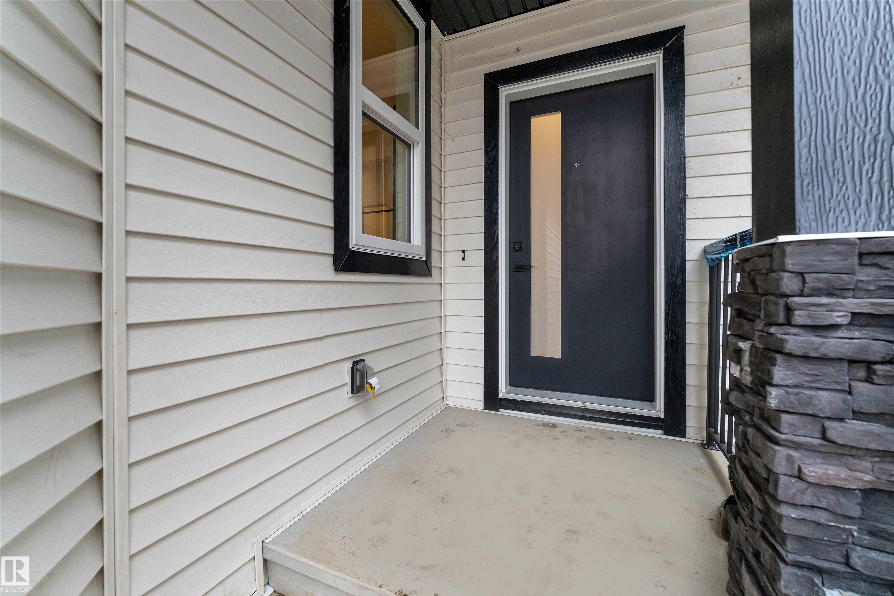 21 AXELWOOD Crescent