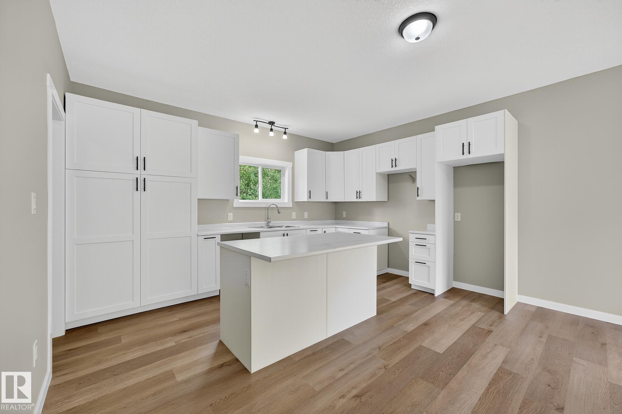 4008 Nakamun Drive