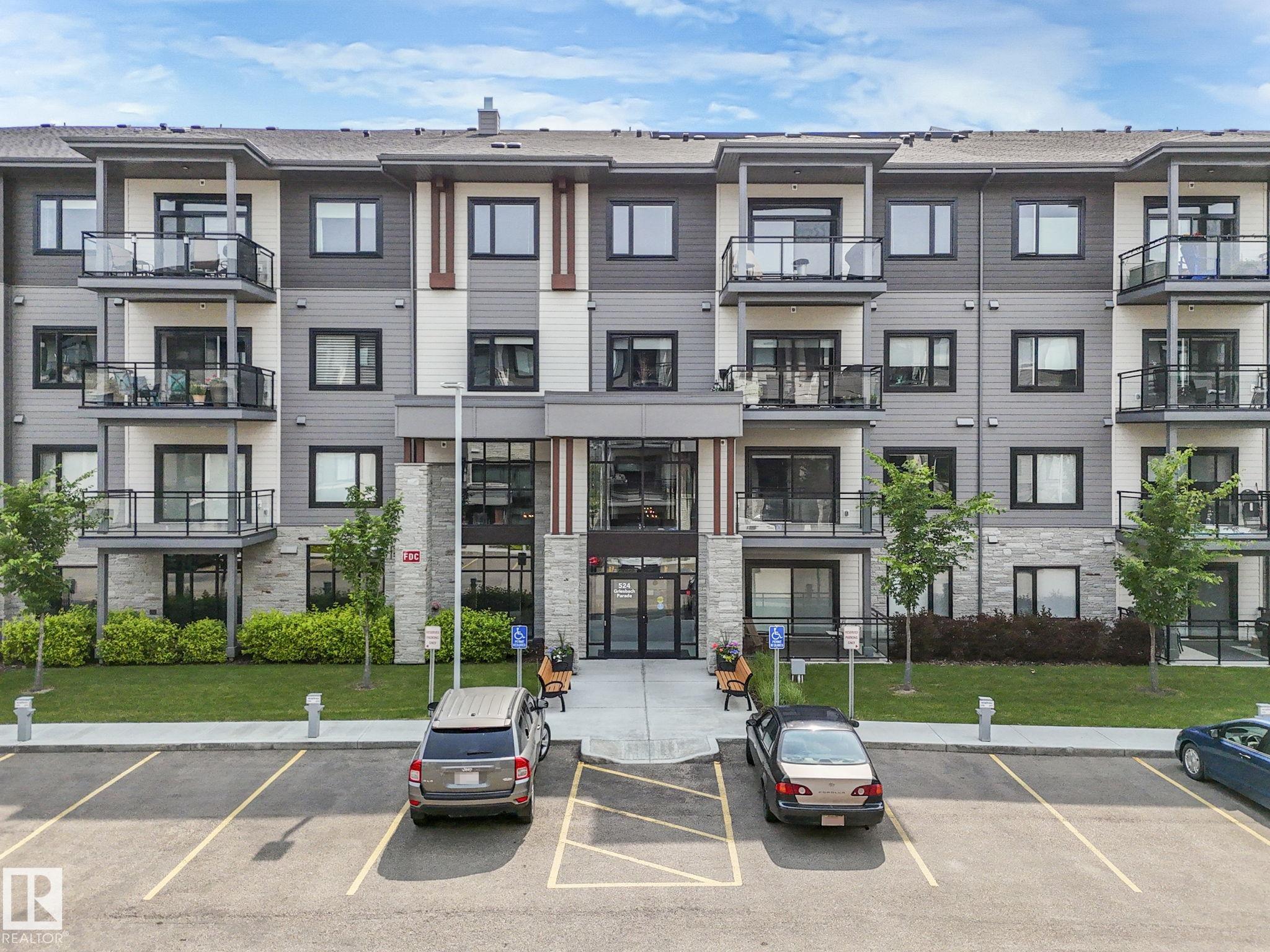 524 GRIESBACH Parade 127