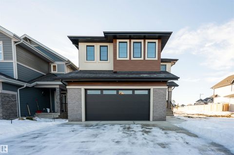 165 Edgewater Cir Leduc AB T9E 1K5