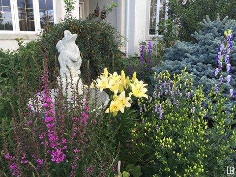 51208 RGE ROAD 233 Rural Strathcona County AB T8B 1K8