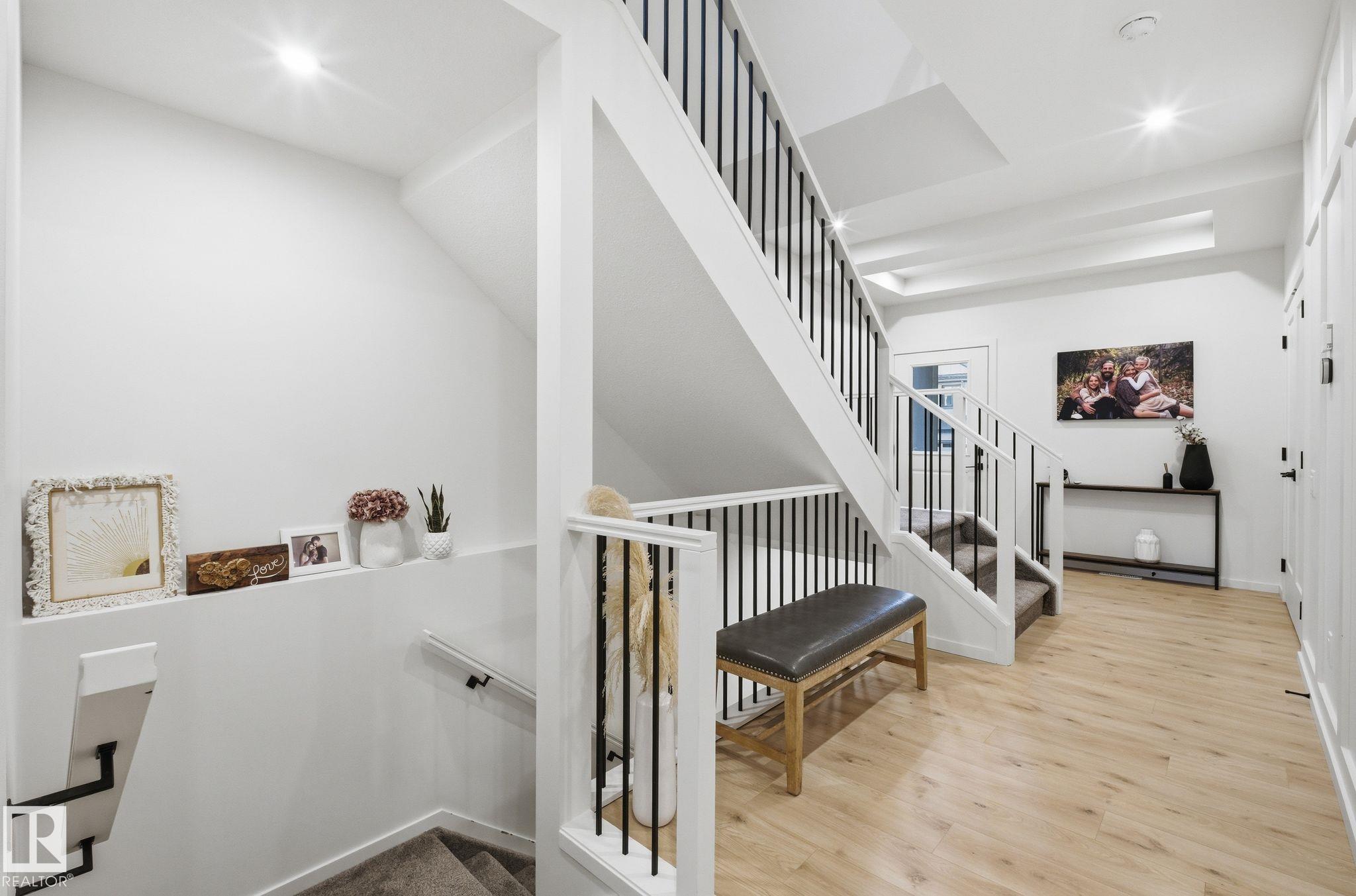 48 RIVERHILL Crescent