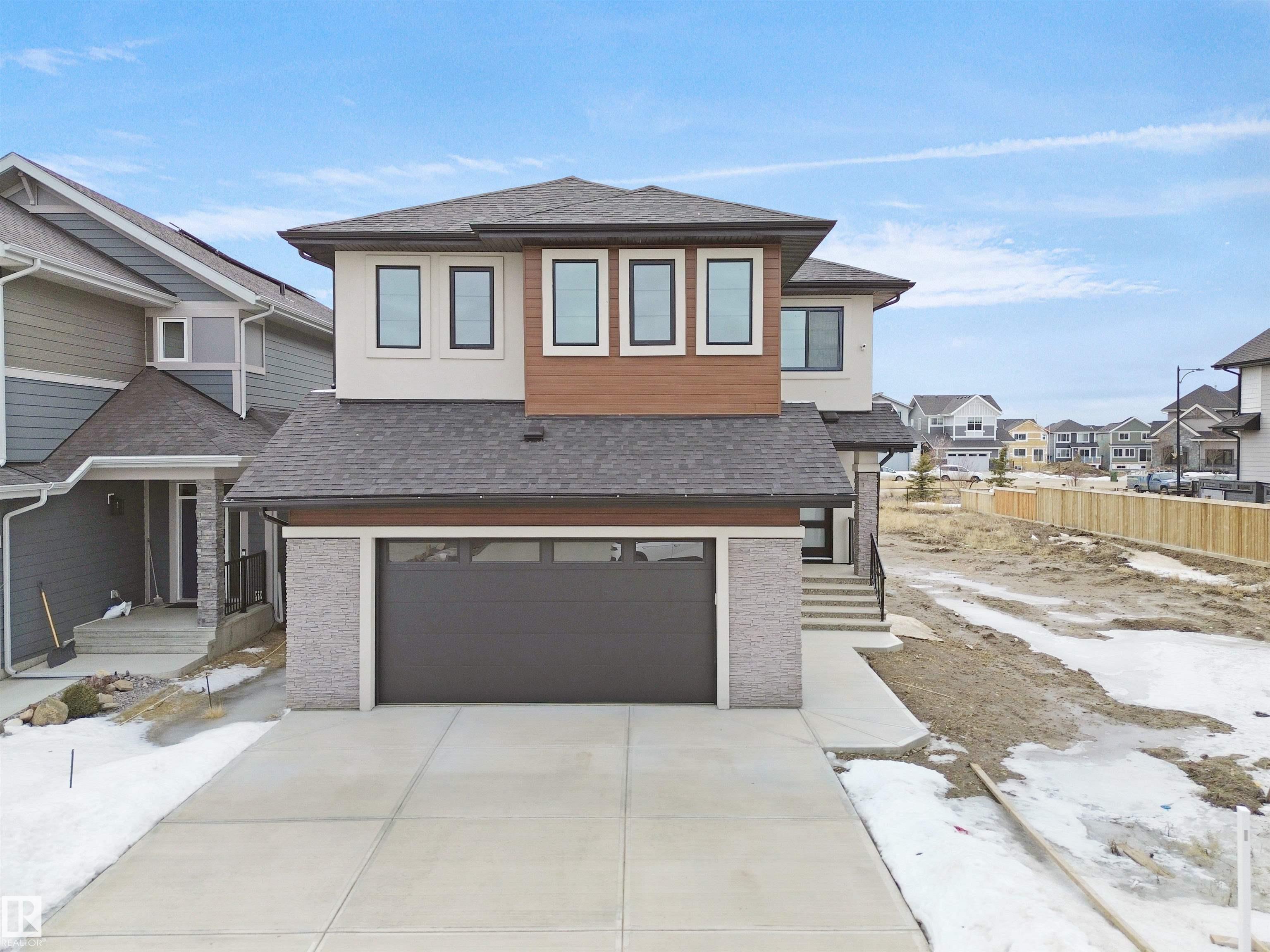 165 EDGEWATER Circle