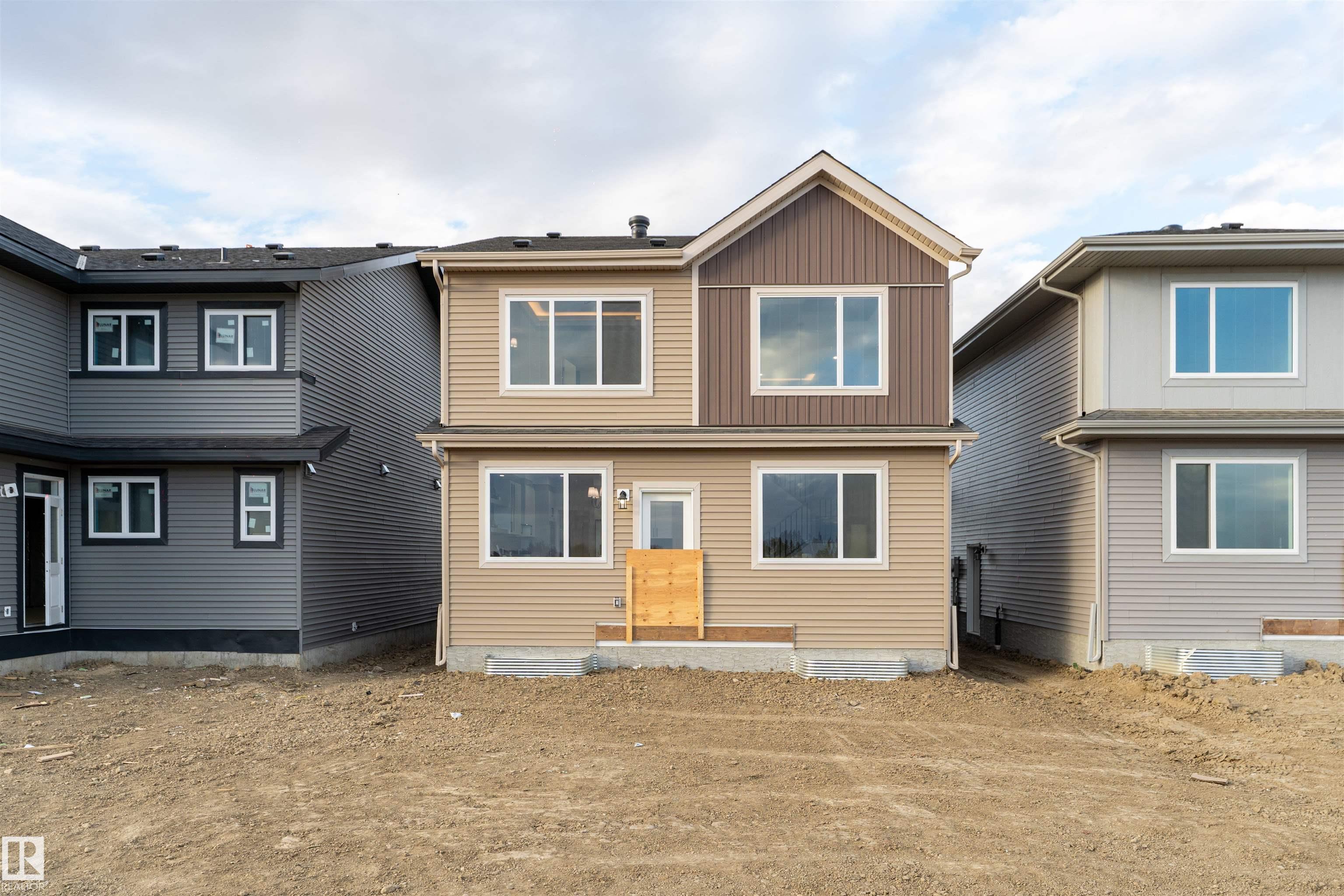 3805 38 Ave