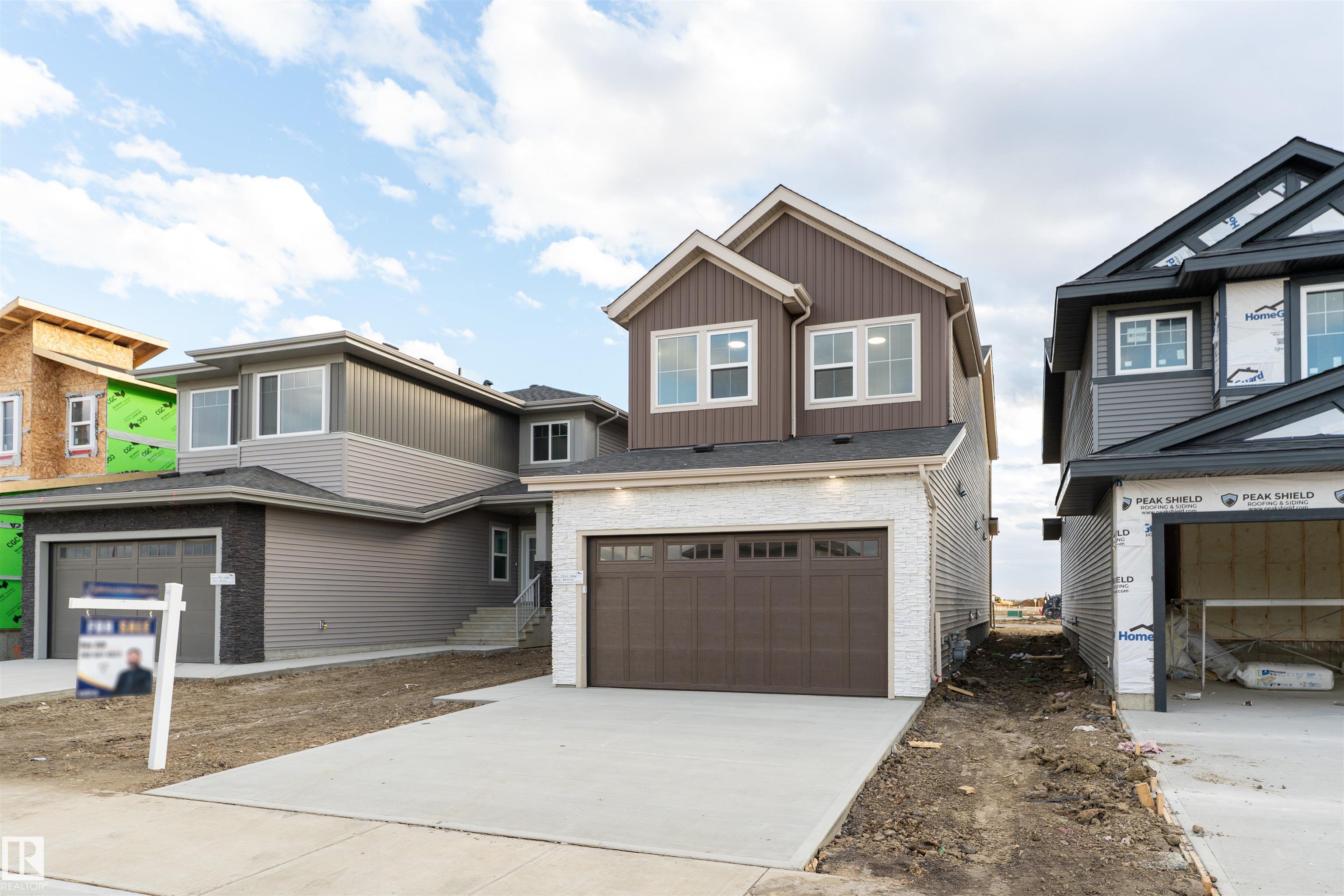 3805 38 Ave