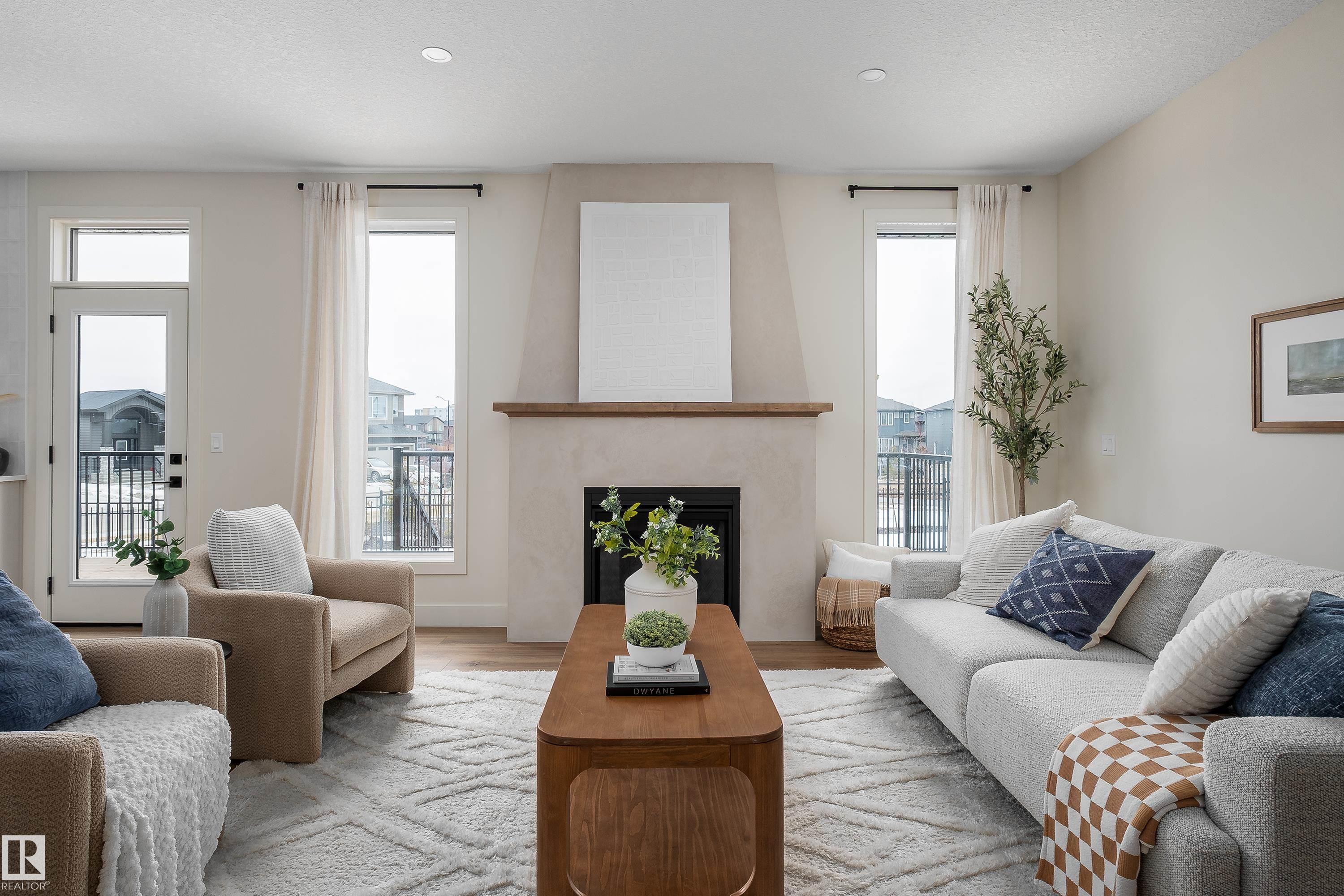 24 SYDWYCK Circle