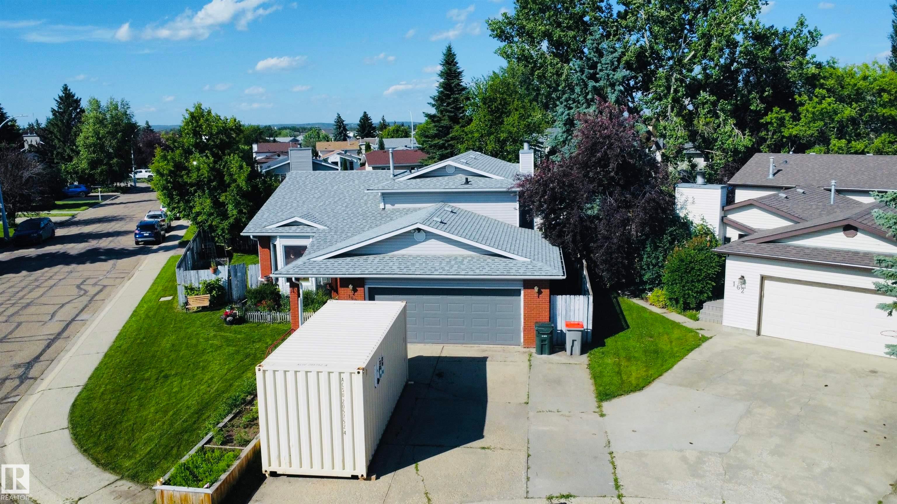 160 ST. ANDREWS Drive