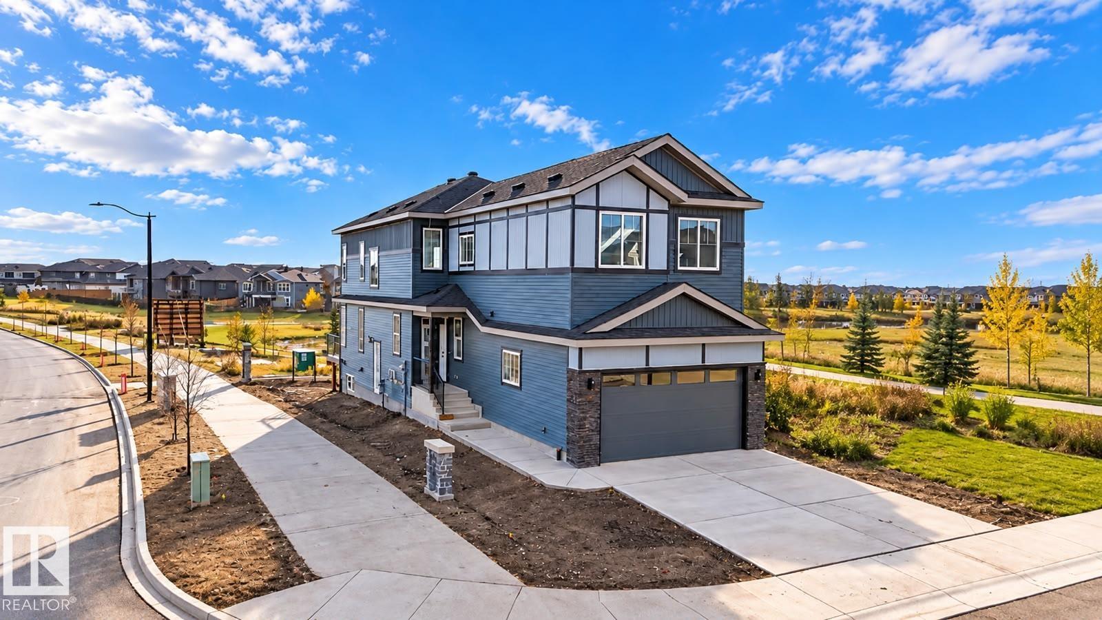 386 Linden Loop NE