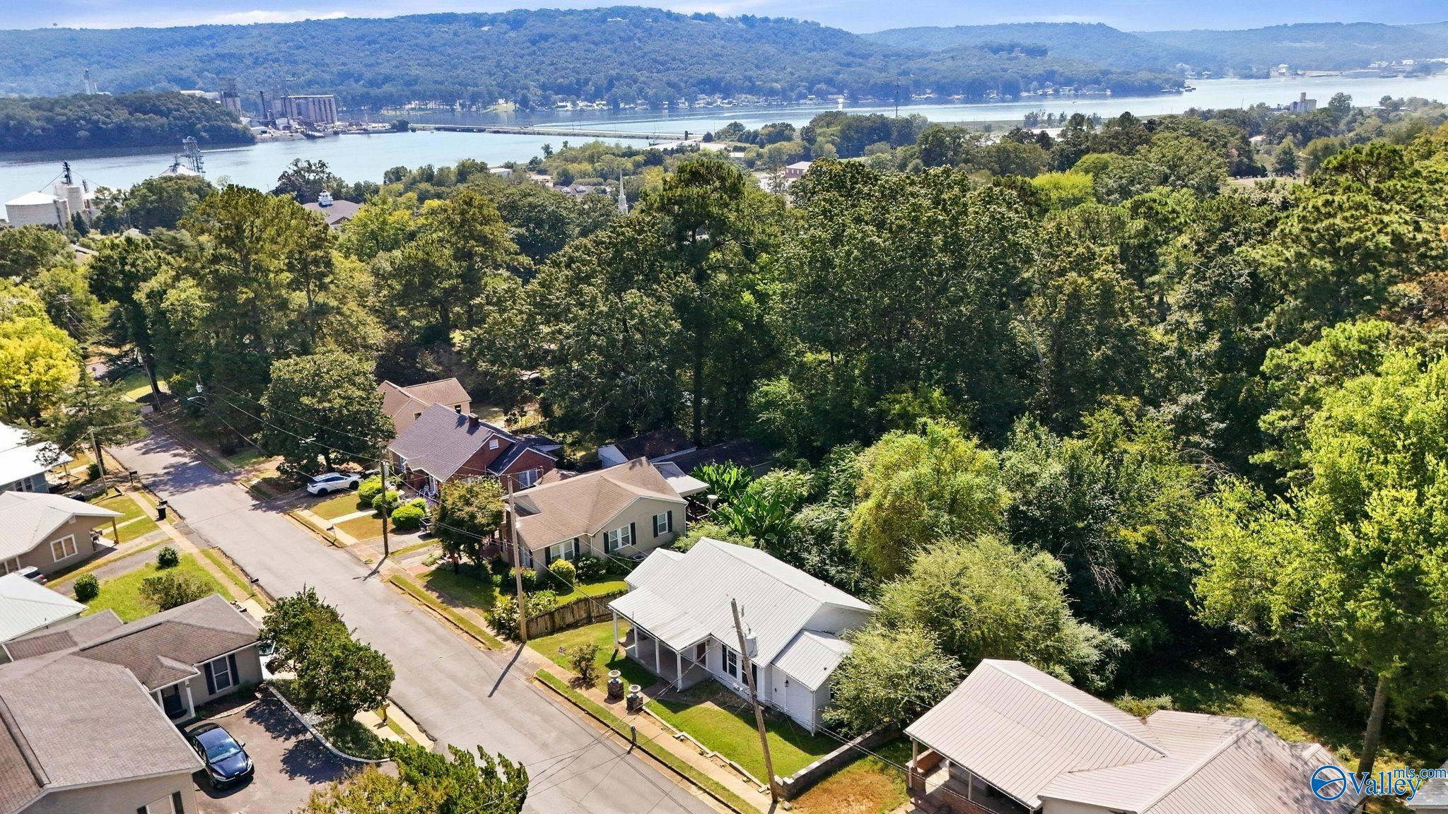 2005 Richardson Street, Guntersville
