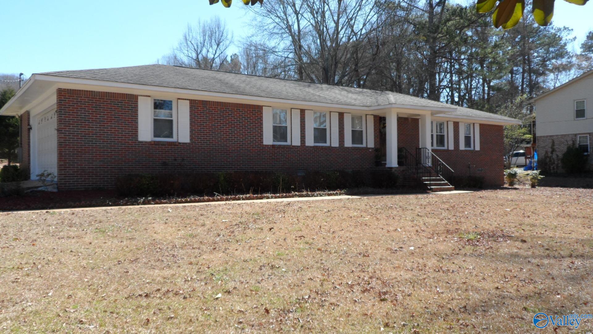 801 Woodmar Drive, Gadsden, Alabama image 1
