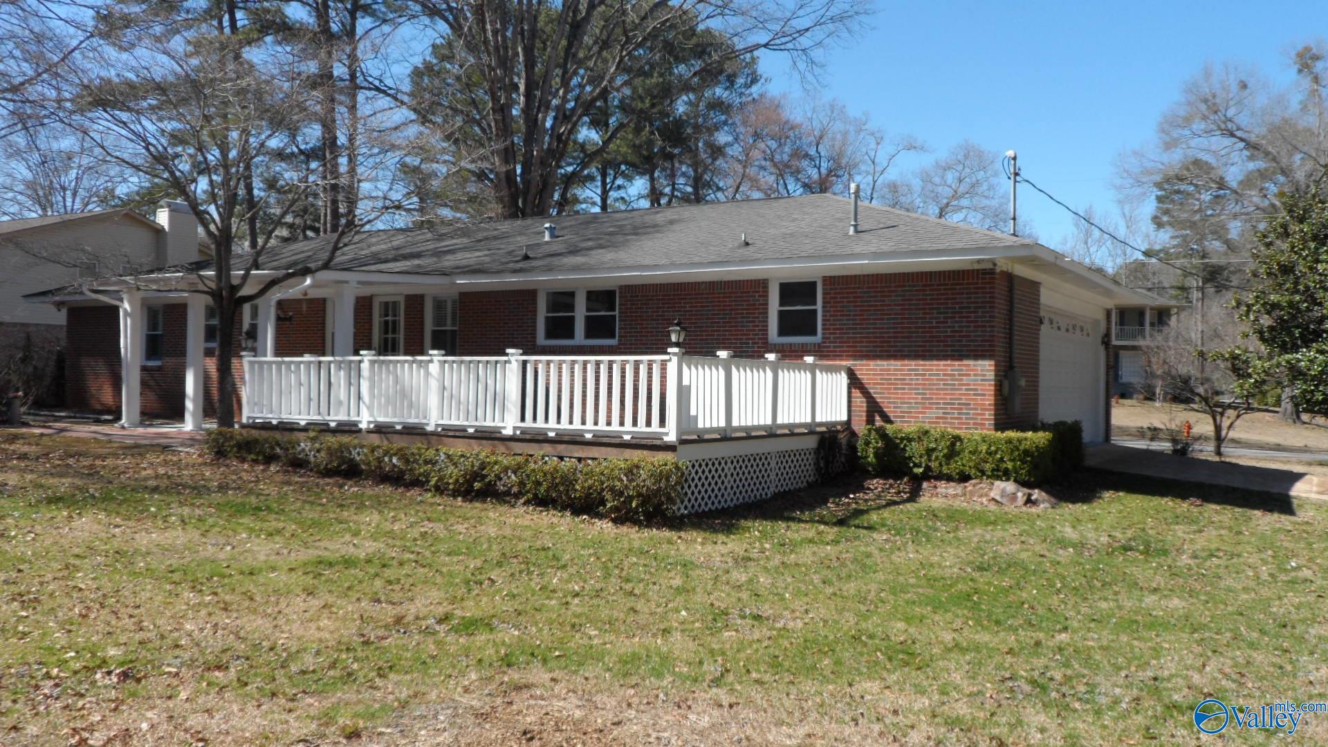 801 Woodmar Drive, Gadsden, Alabama image 2