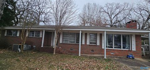 115 Stevenson Drive Guntersville AL 35976