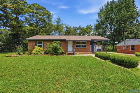Homes For Sale - 3006 Love Drive<br/> Huntsville, AL 35816