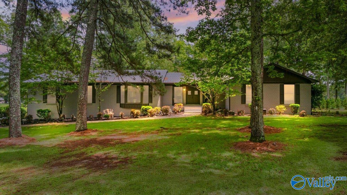140 Mccarver Drive, Gadsden, Alabama image 1
