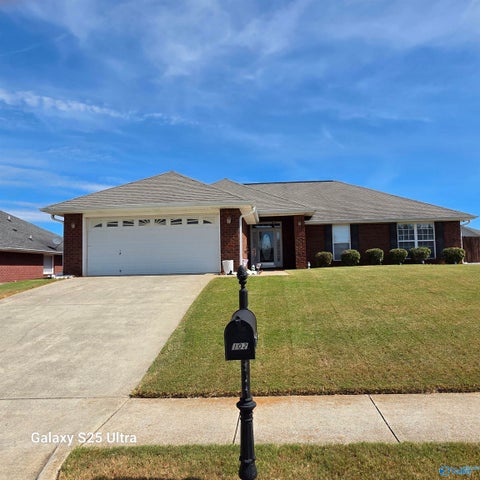 Homes For Rent - 102 Coldsprings Drive<br/> Harvest, AL 35749