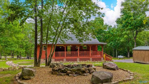 Homes For Sale - 400 County Road 369<br/> Fort Payne, AL 35967