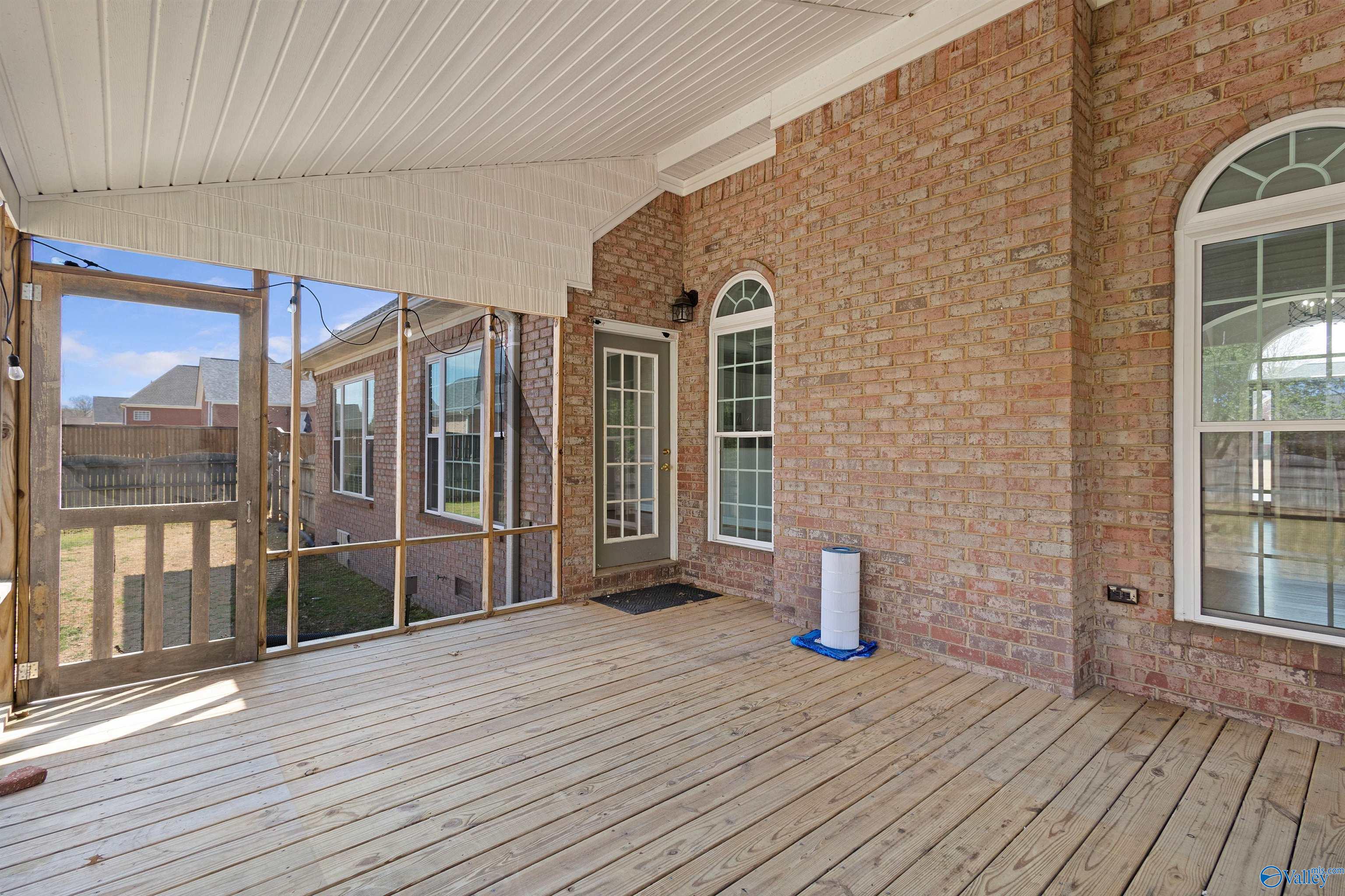 22093 Chickasaw Drive, Athens, Alabama image 33