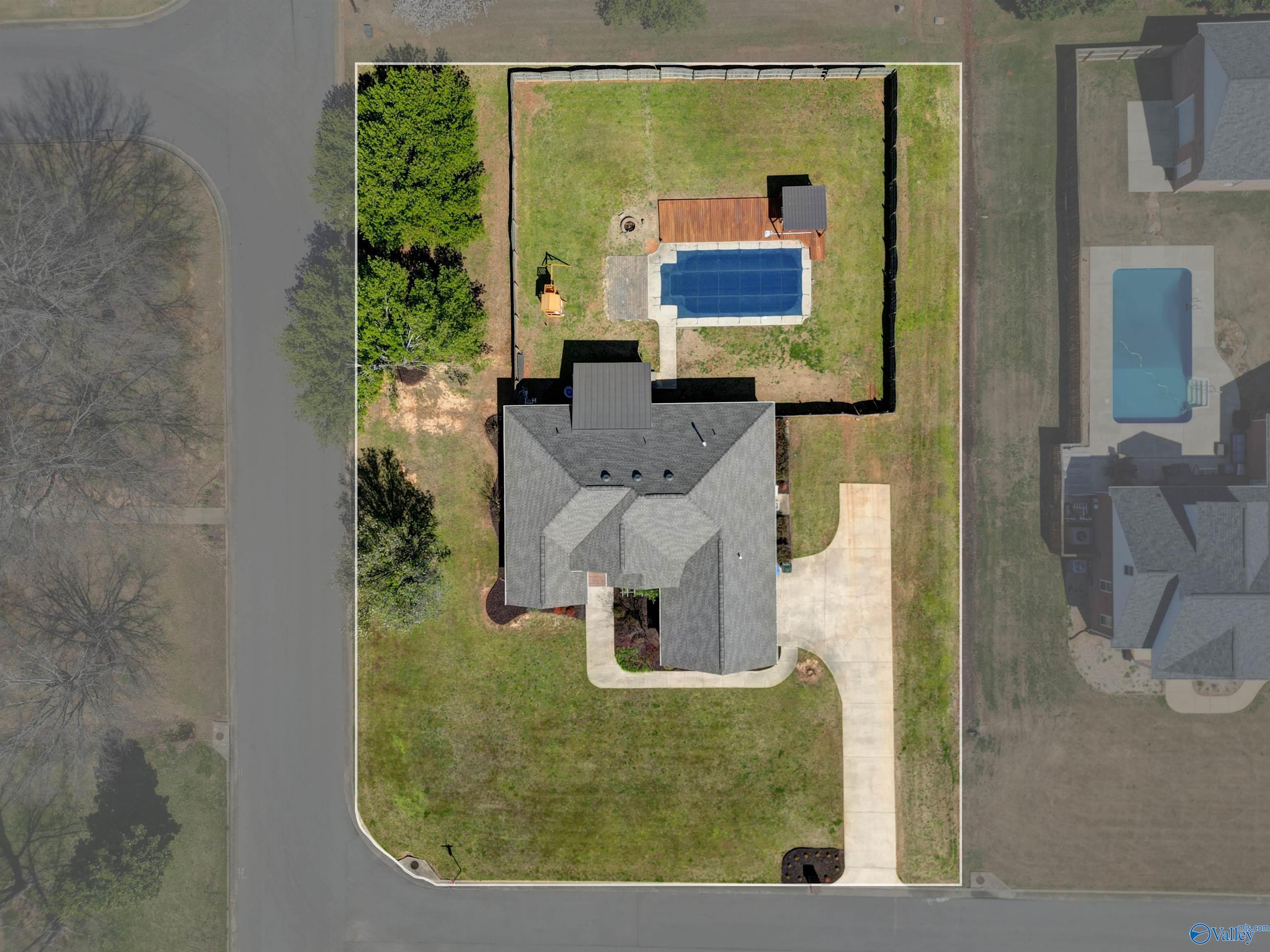 22093 Chickasaw Drive, Athens, Alabama image 39