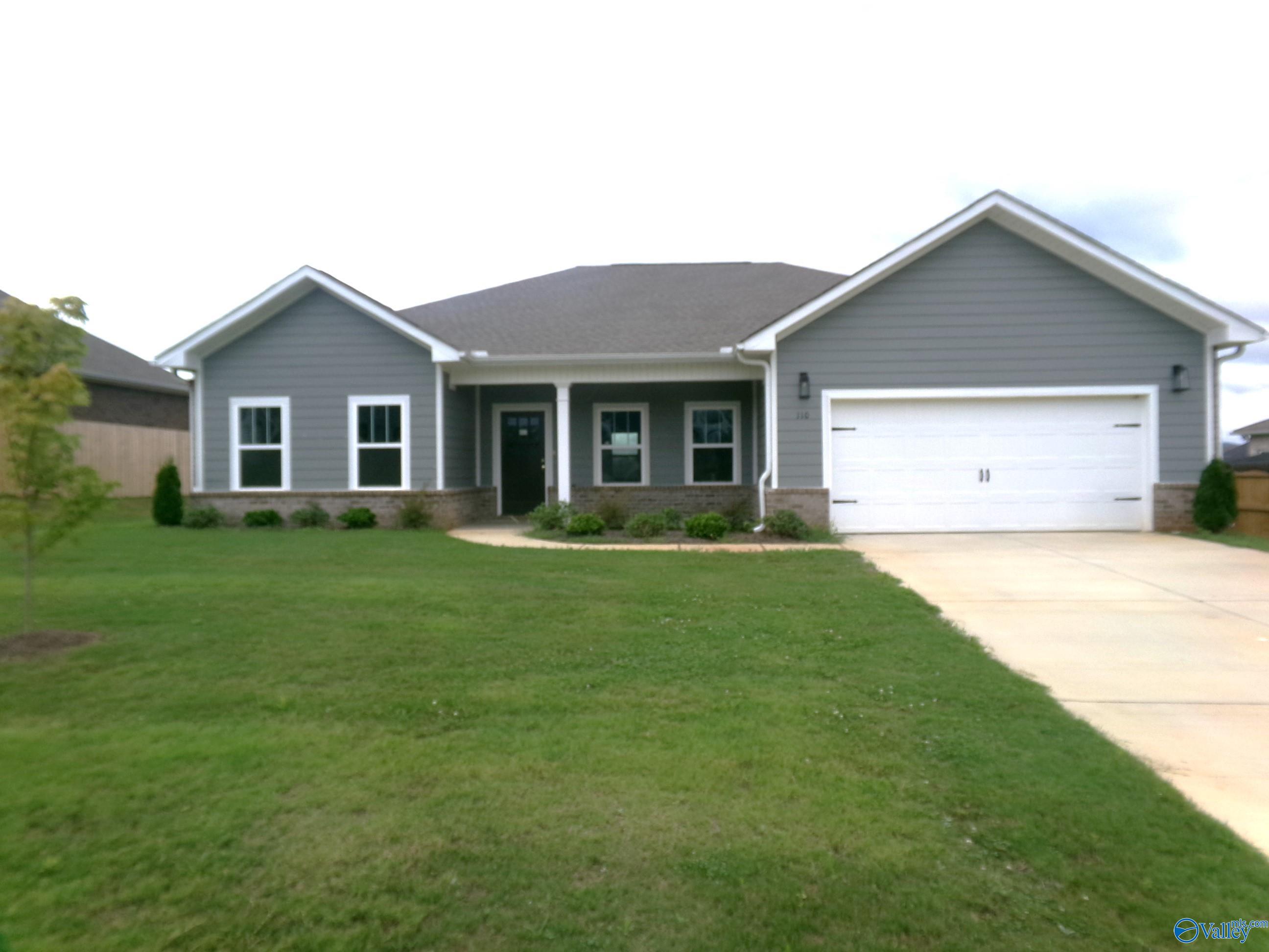 110 Parvin Way Drive, Hazel Green, Alabama image 1