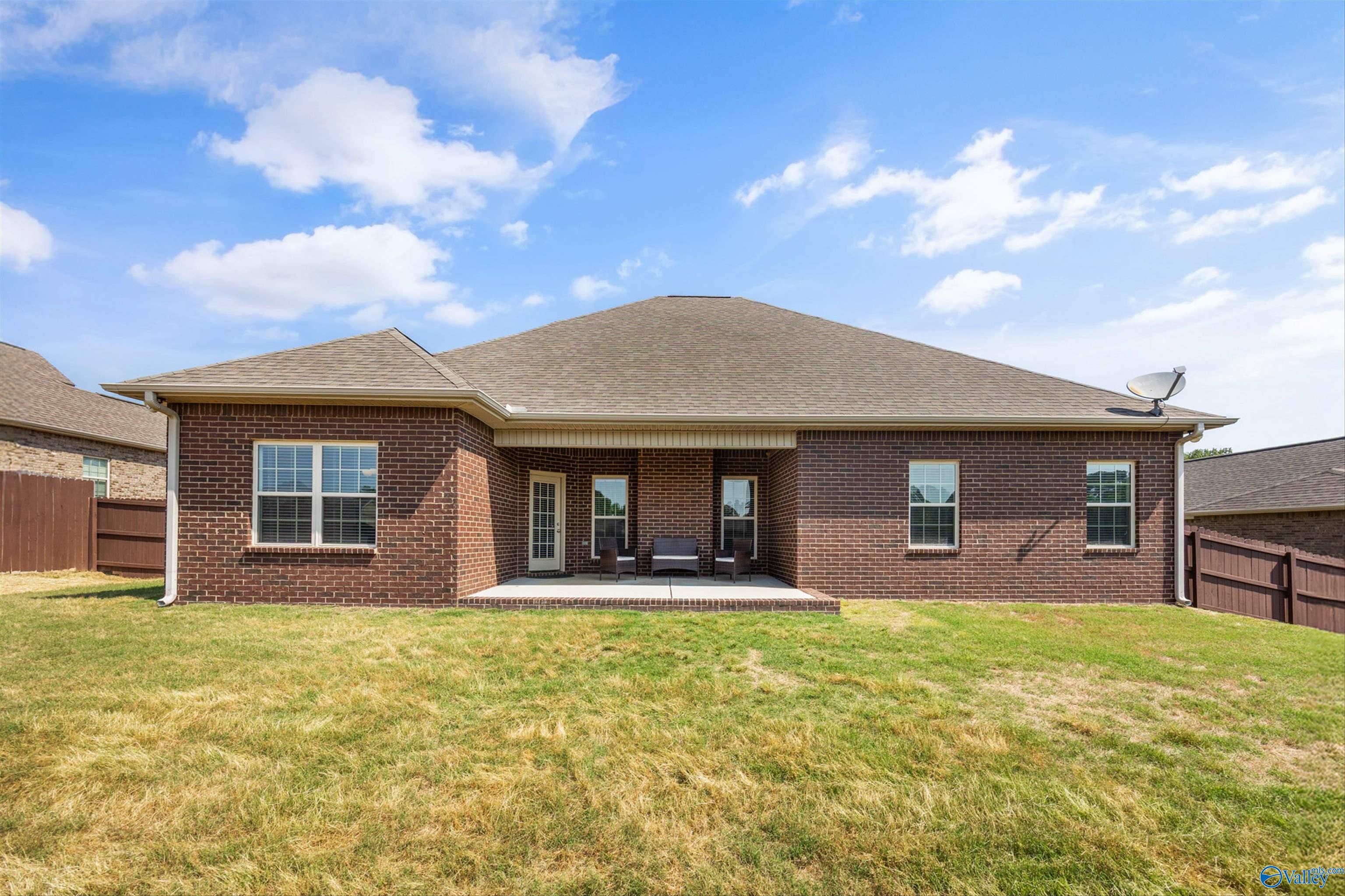 506 Foxridge Drive, Hartselle, Alabama image 29