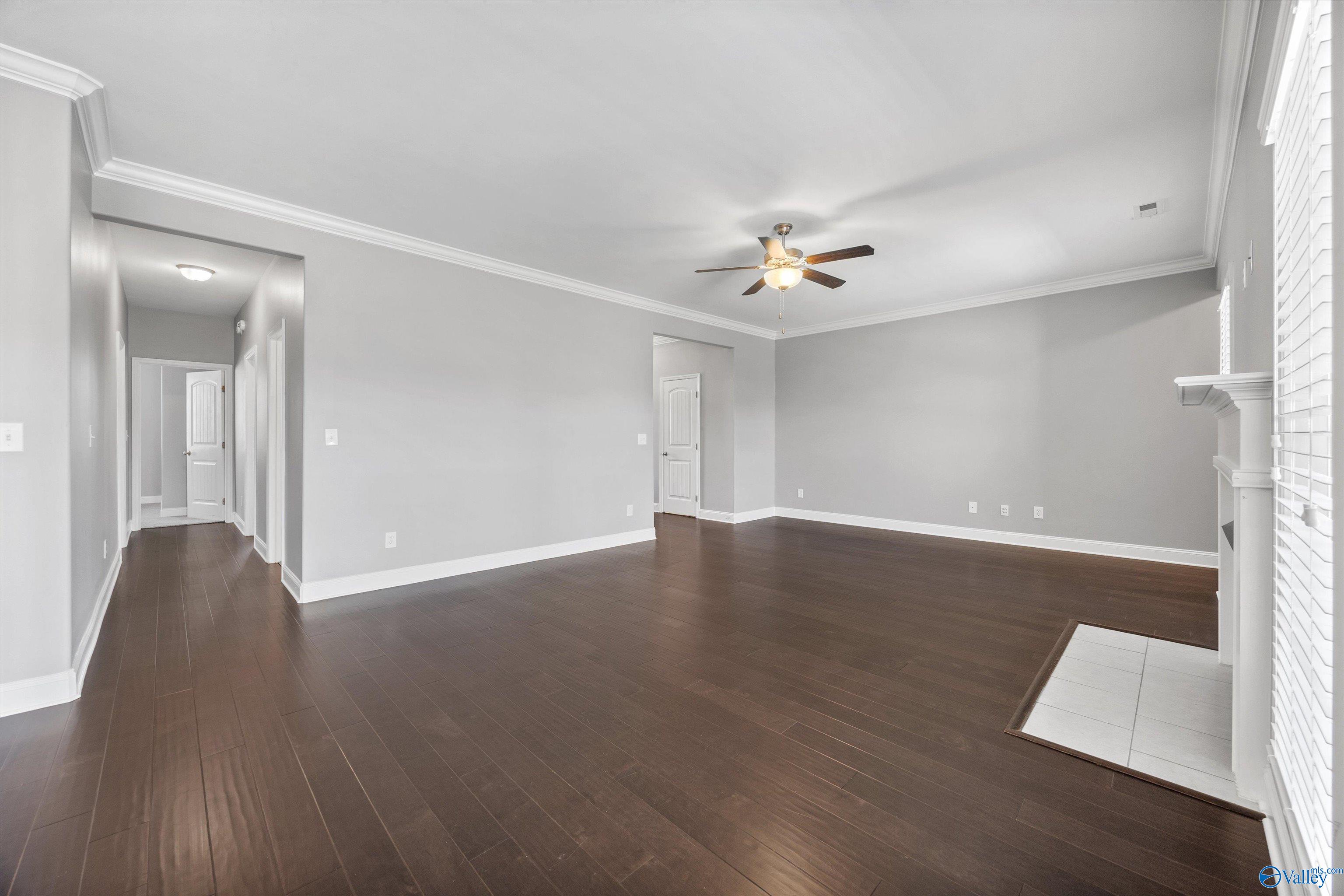 506 Foxridge Drive, Hartselle, Alabama image 6