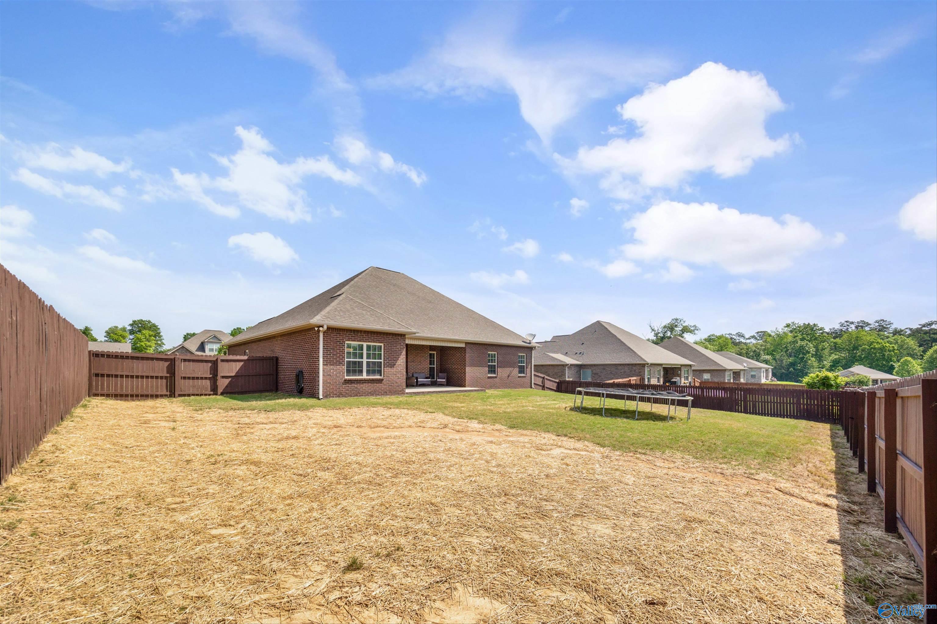 506 Foxridge Drive, Hartselle, Alabama image 28