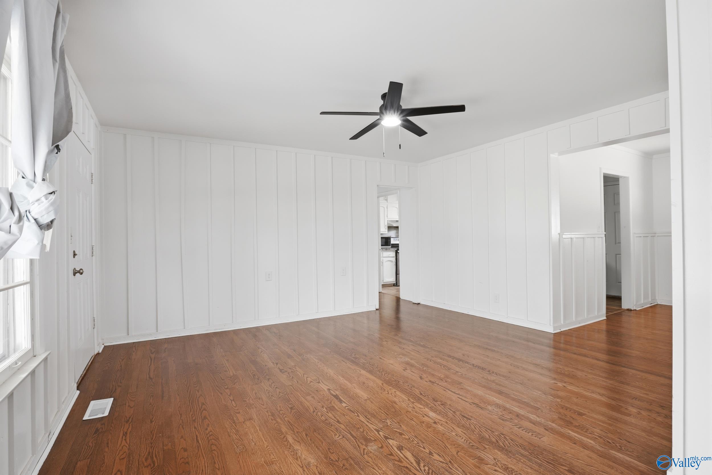 3904 Kenwood Drive NW