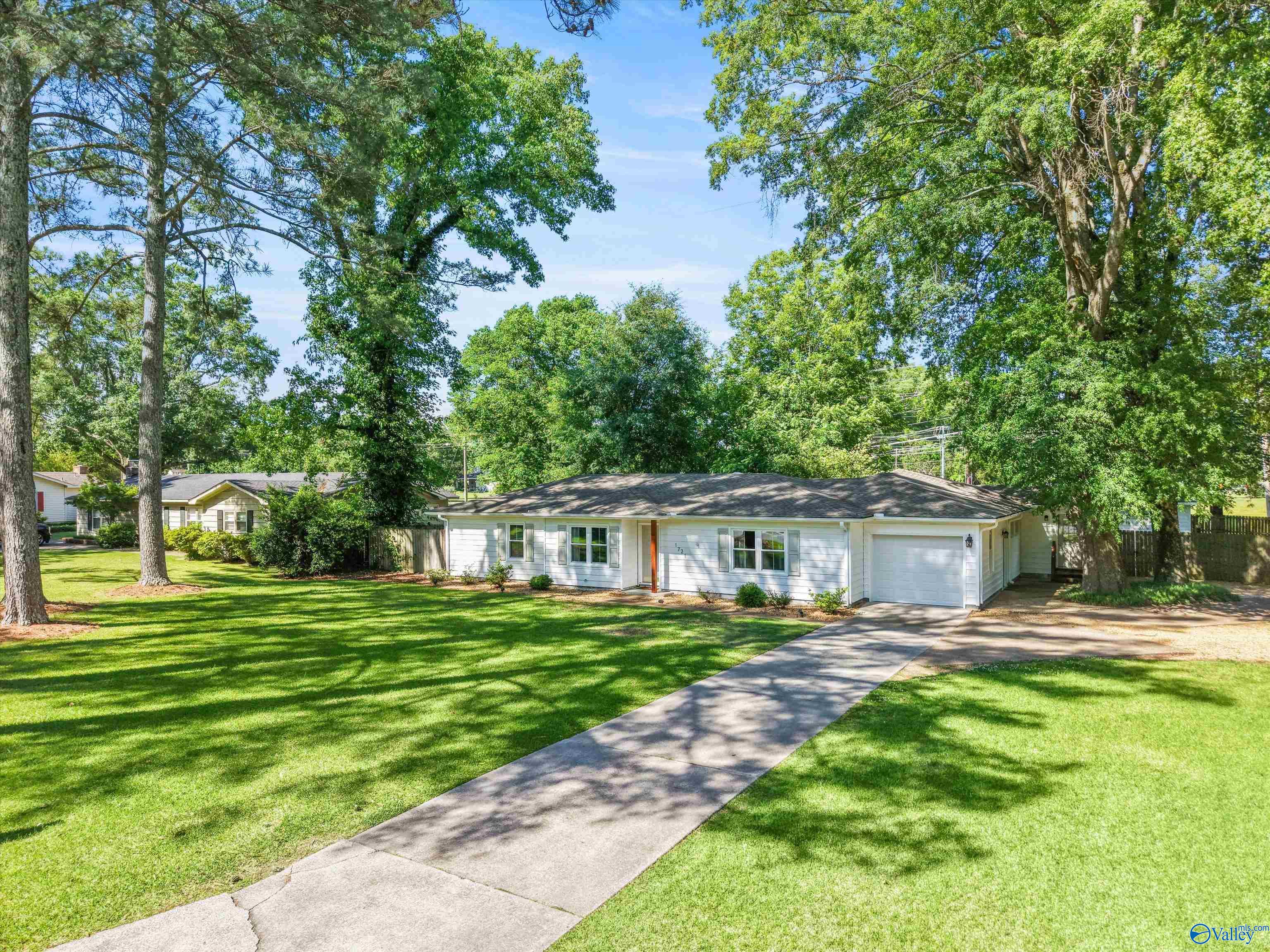 1721 Pennylane SE