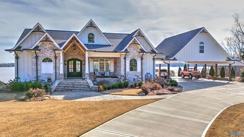 960 County Road 501 Cedar Bluff AL 35959