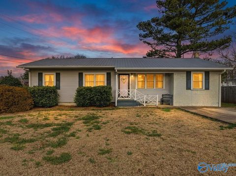 Homes For Sale - 917 Marjorie Street<br/> Boaz, AL 35957