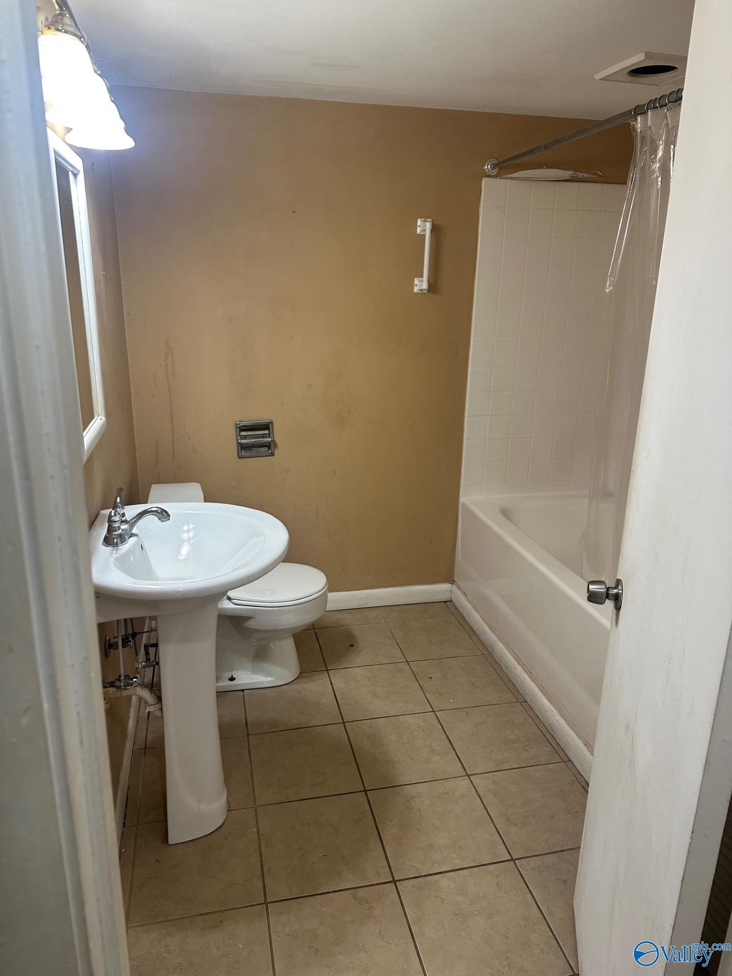 515 Ronald Drive, Huntsville, Alabama image 12