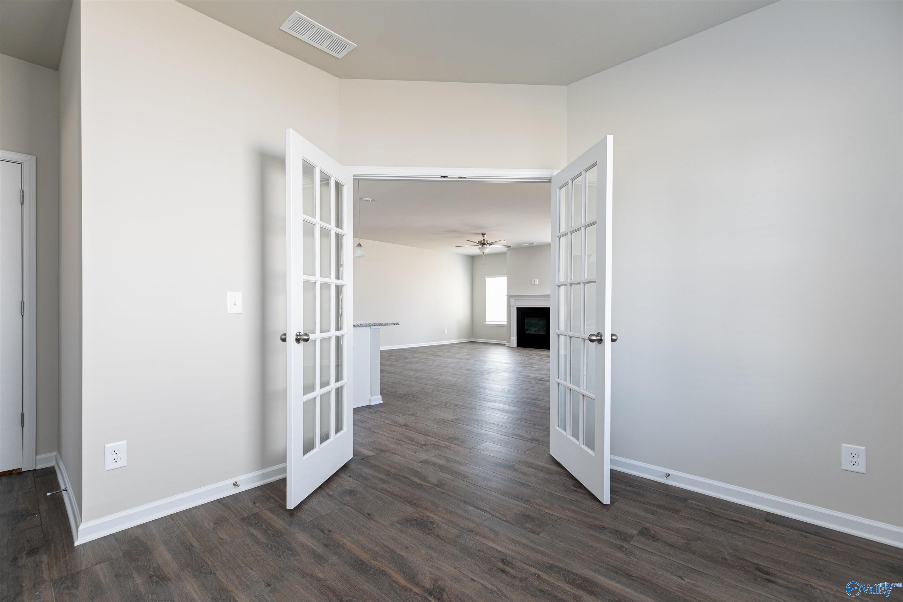 225 Roman Randall Road